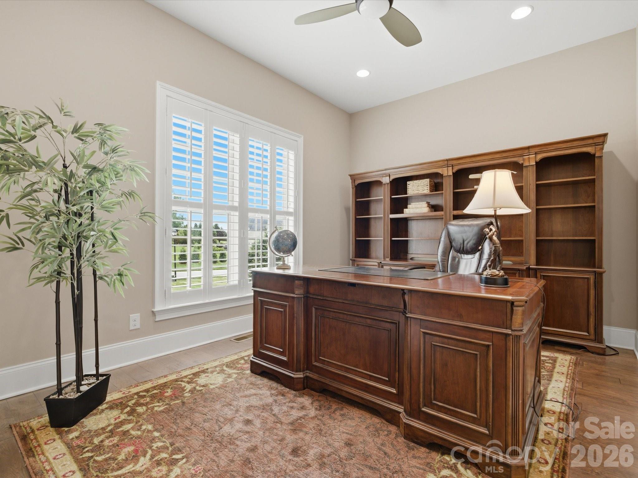 main property photo 17