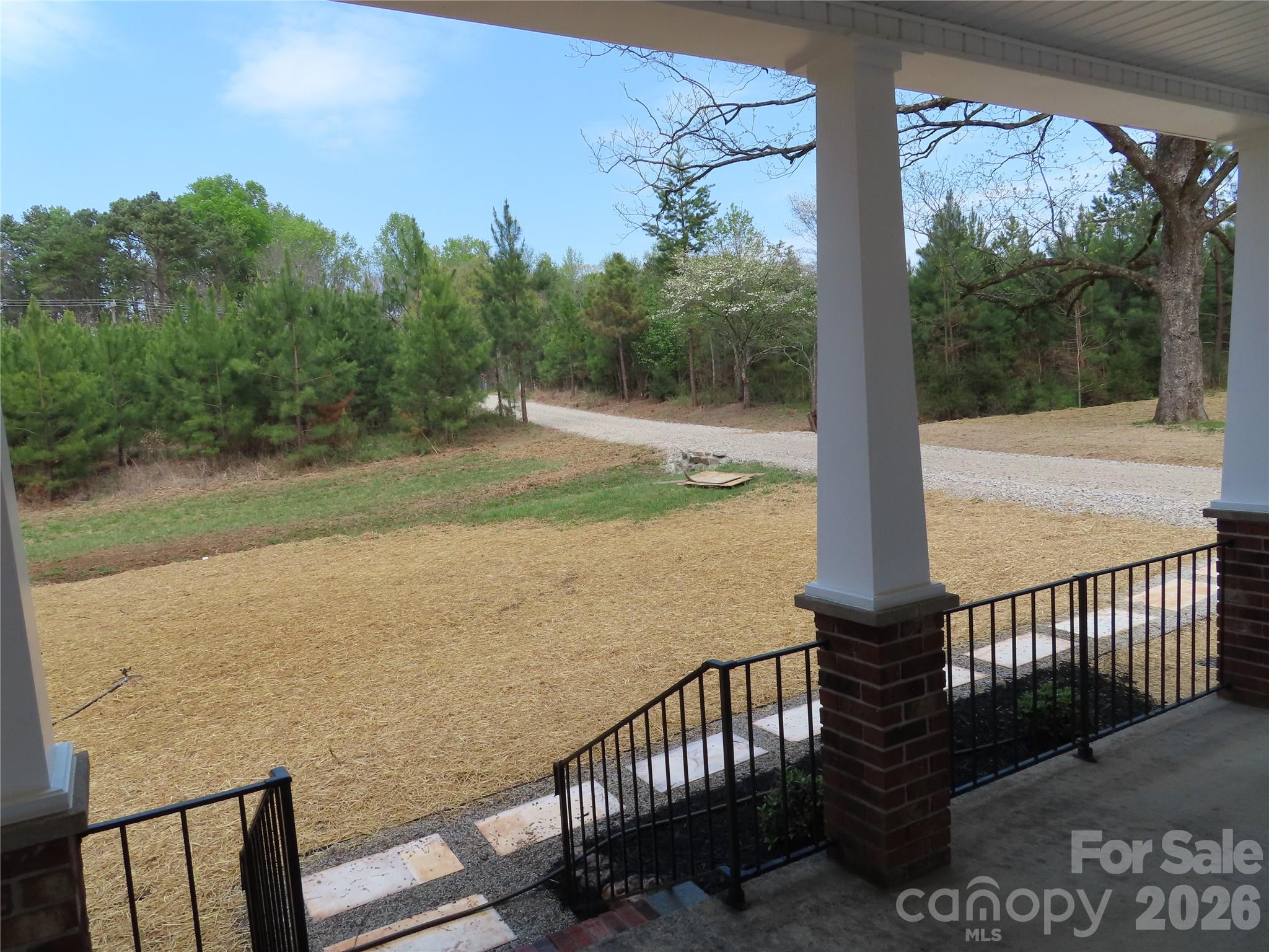 main property photo 6