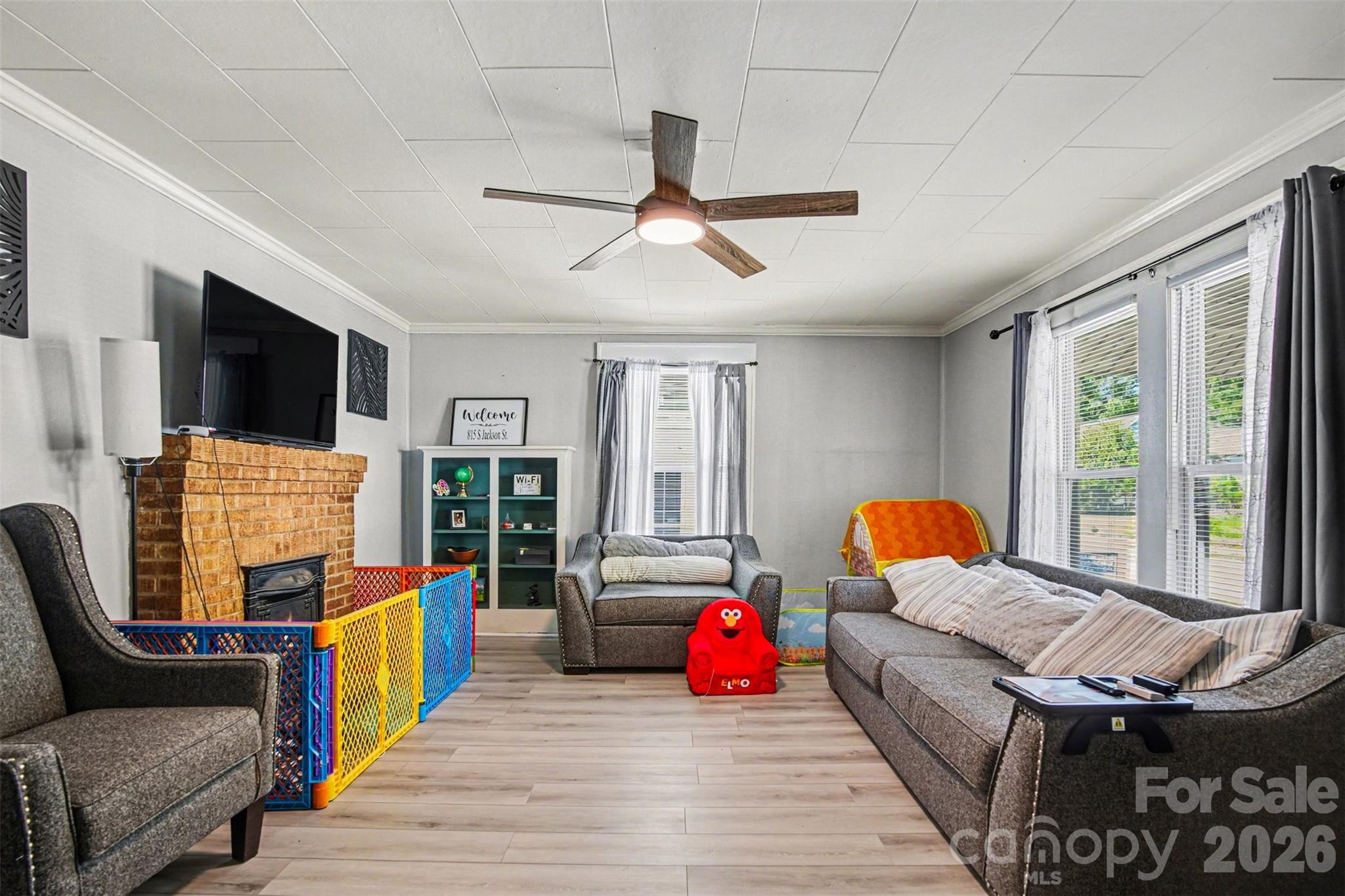main property photo 2
