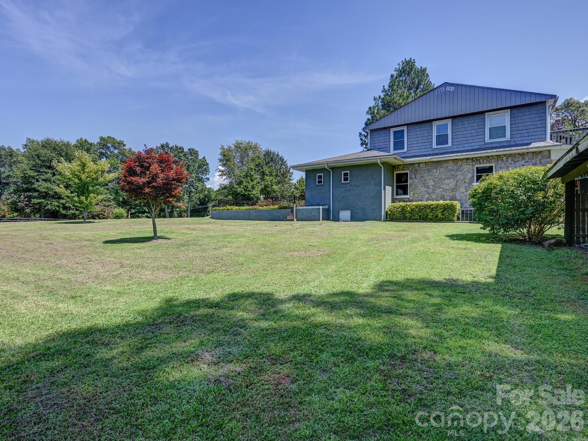 main property photo 44