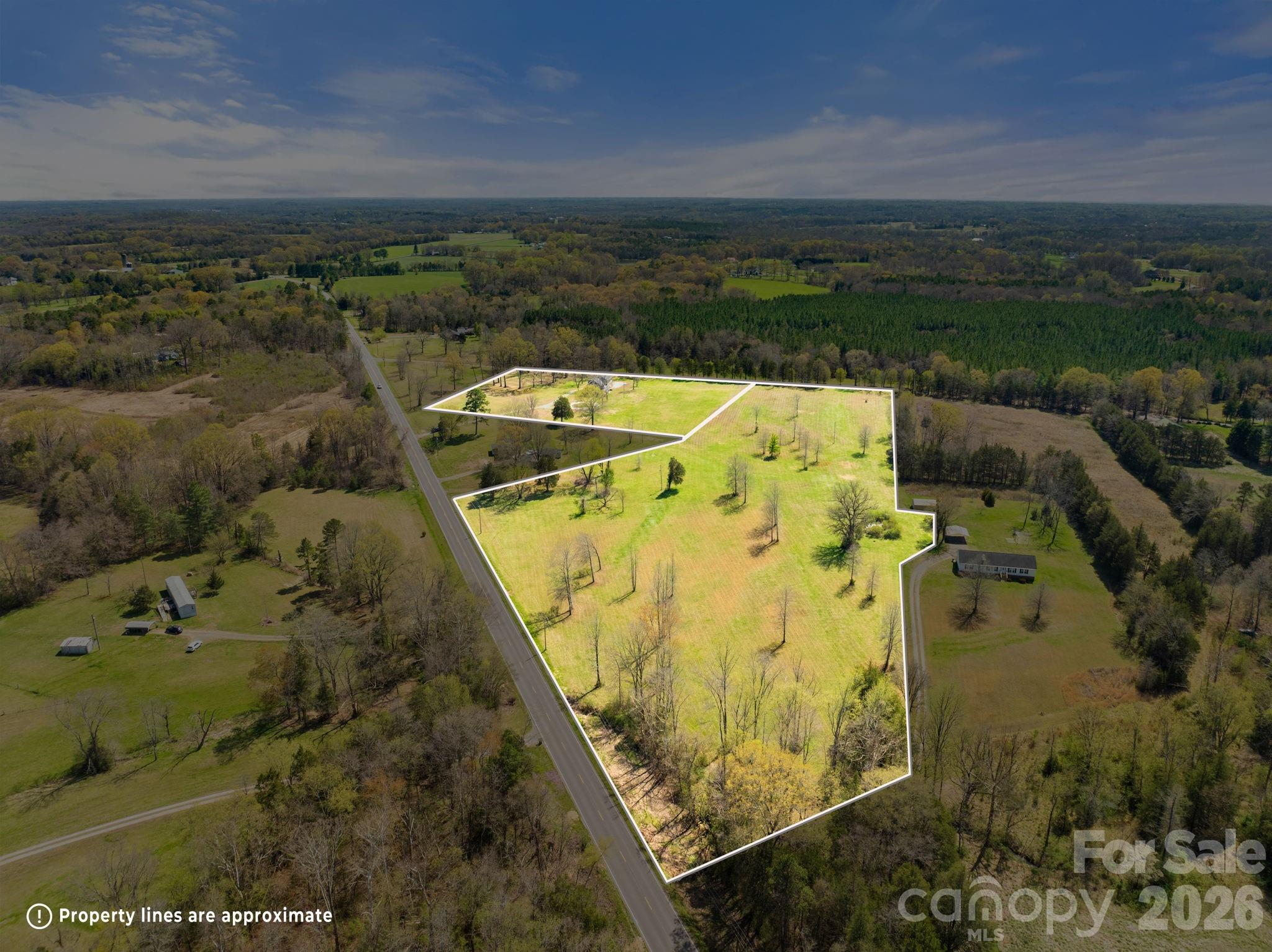main property photo 4