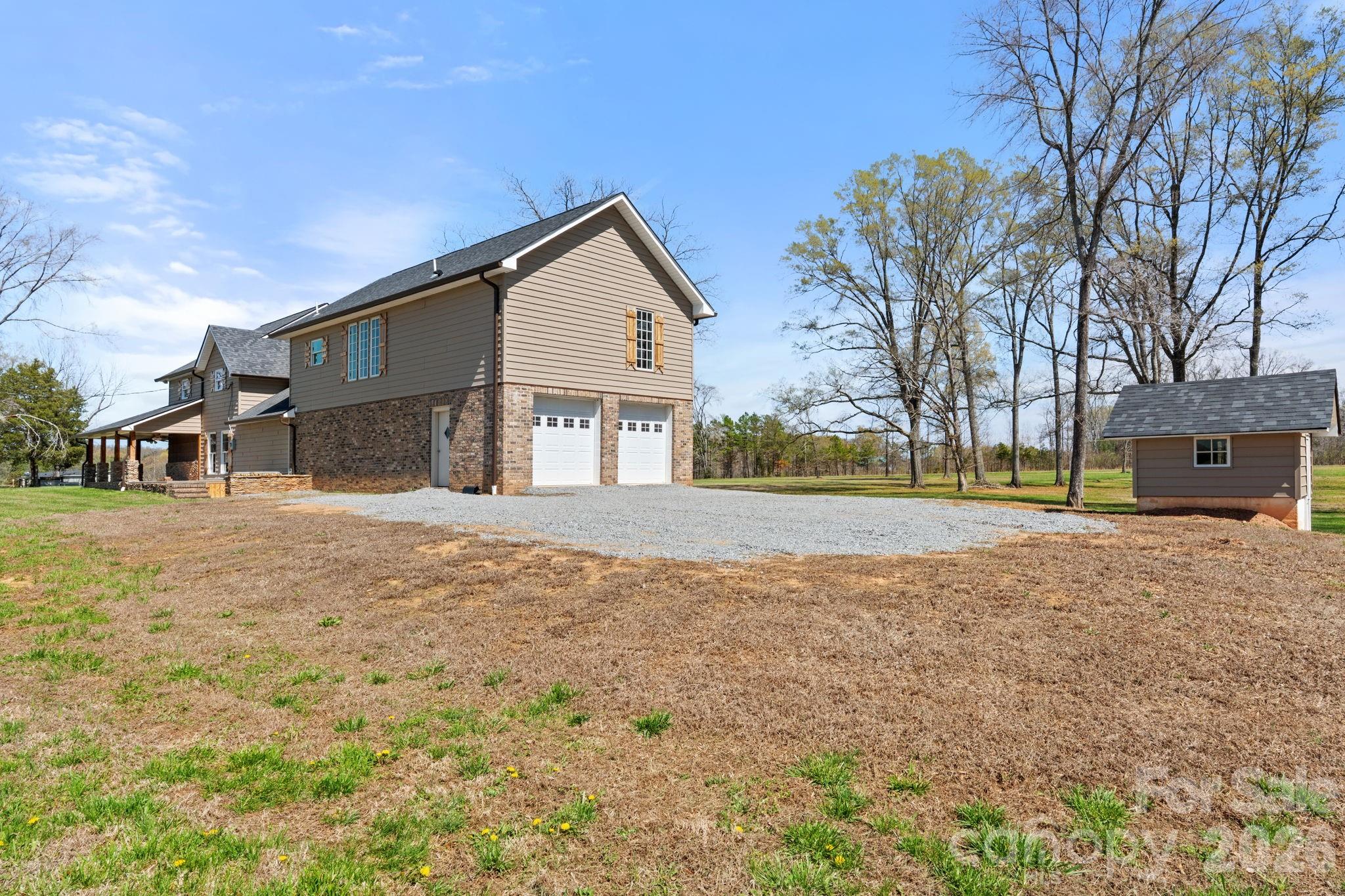 main property photo 43