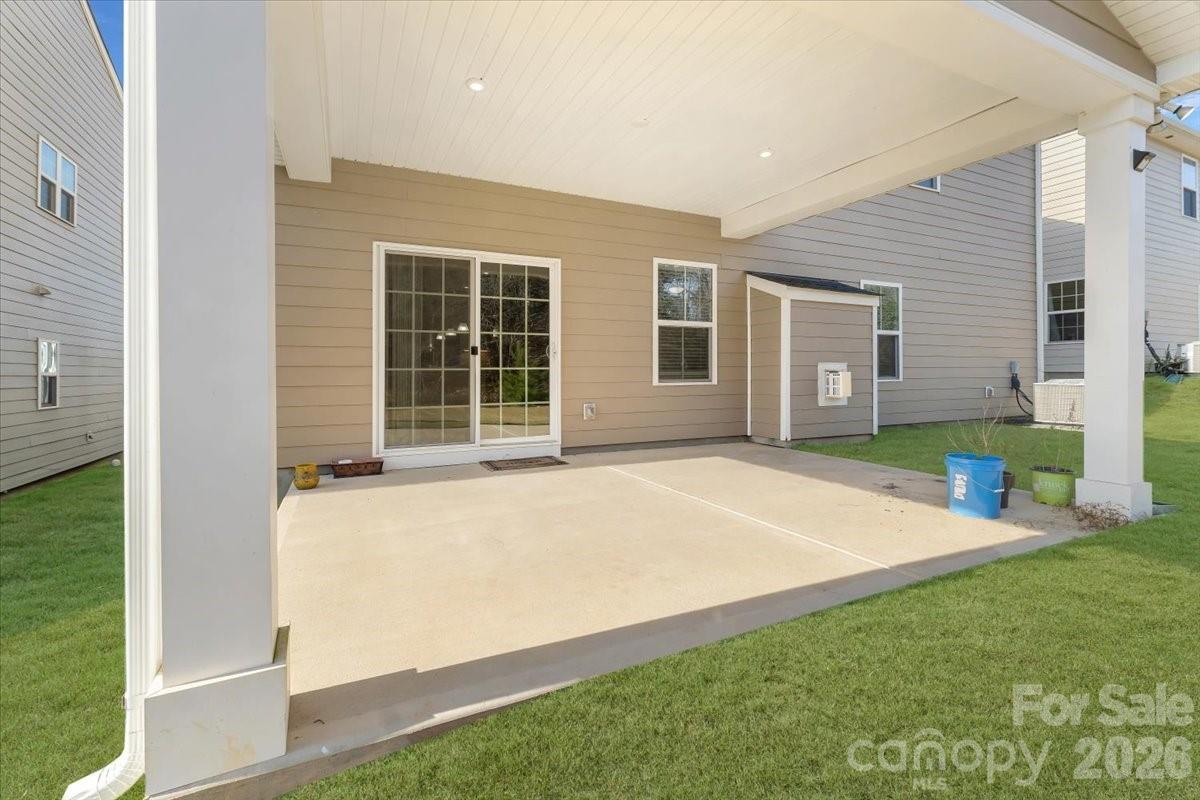 main property photo 41