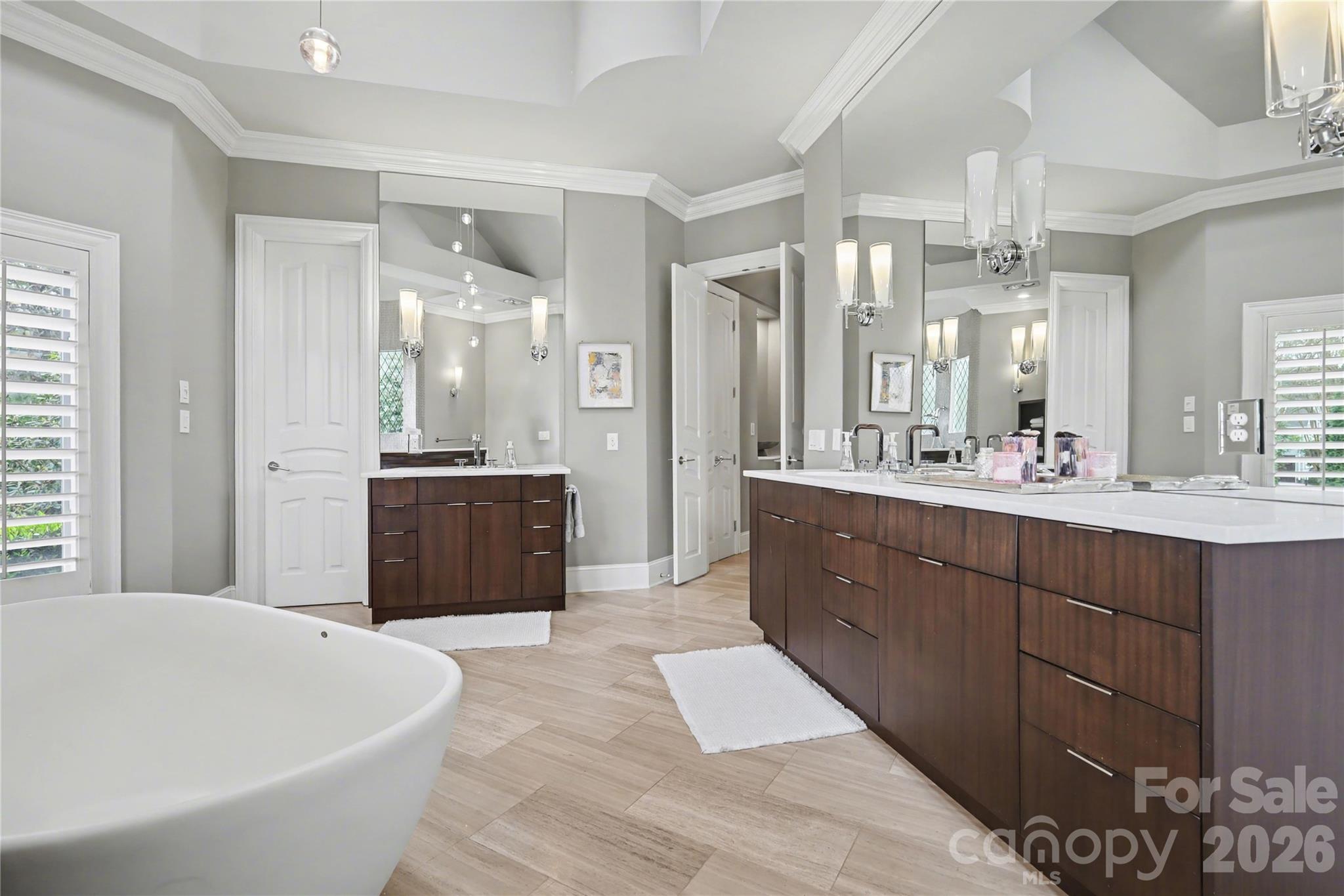 property viewer photo 13