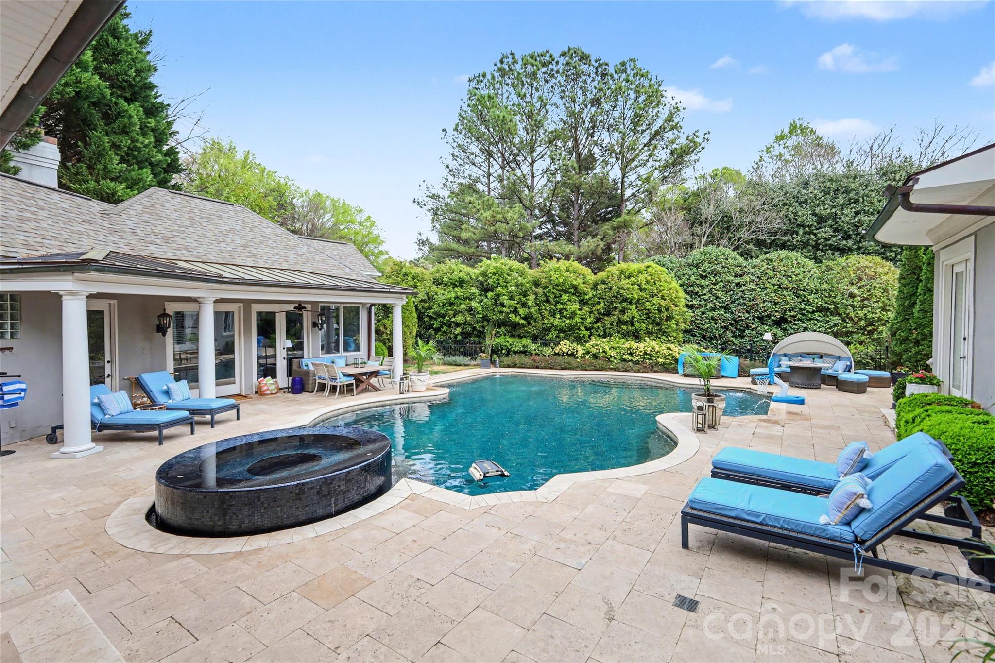 property viewer photo 28