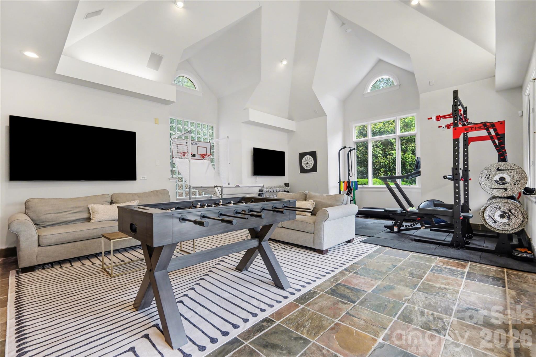 property viewer photo 33