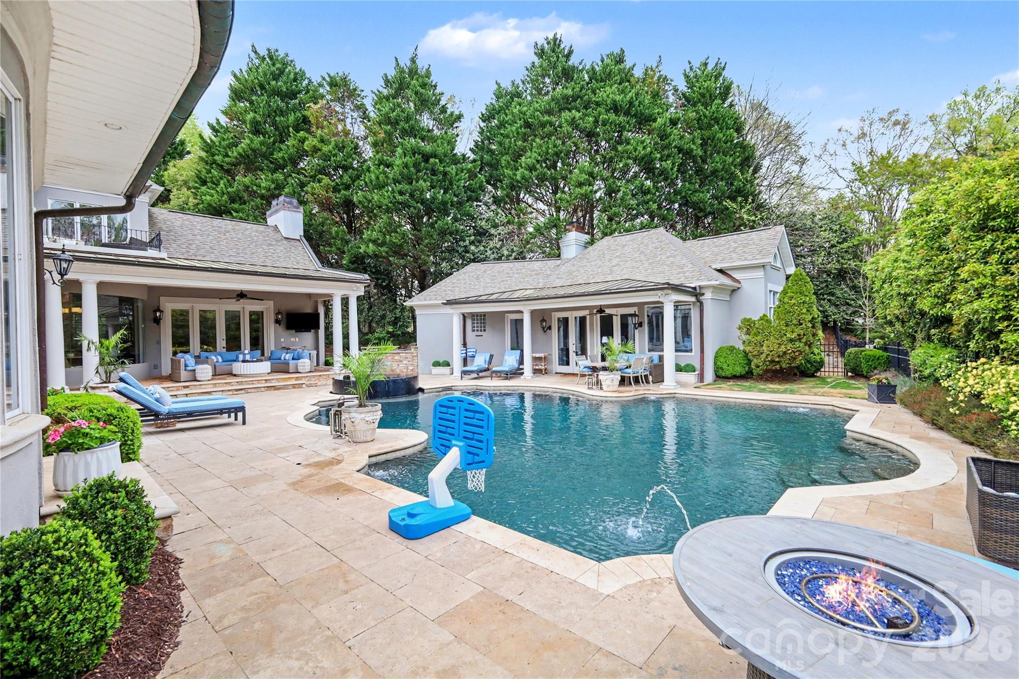 property viewer photo 34