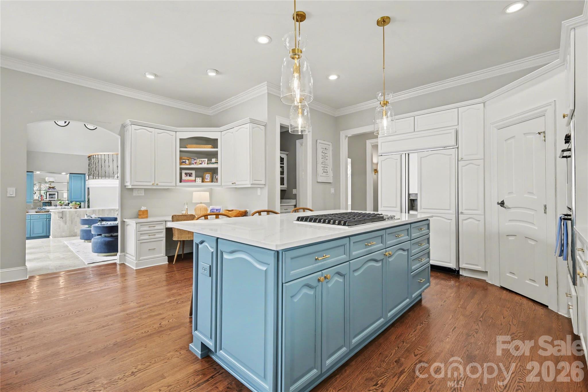 property viewer photo 7