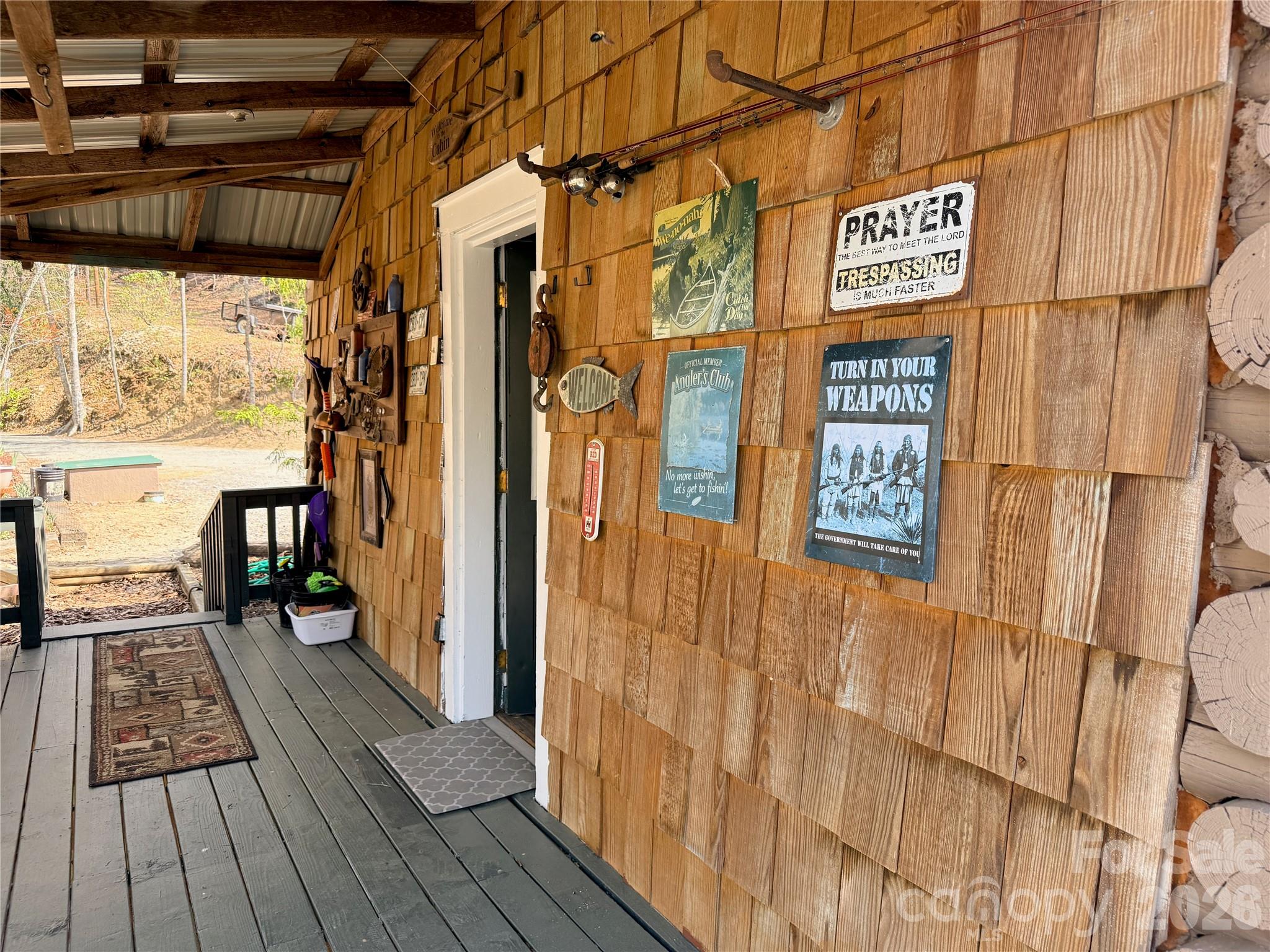 main property photo 29