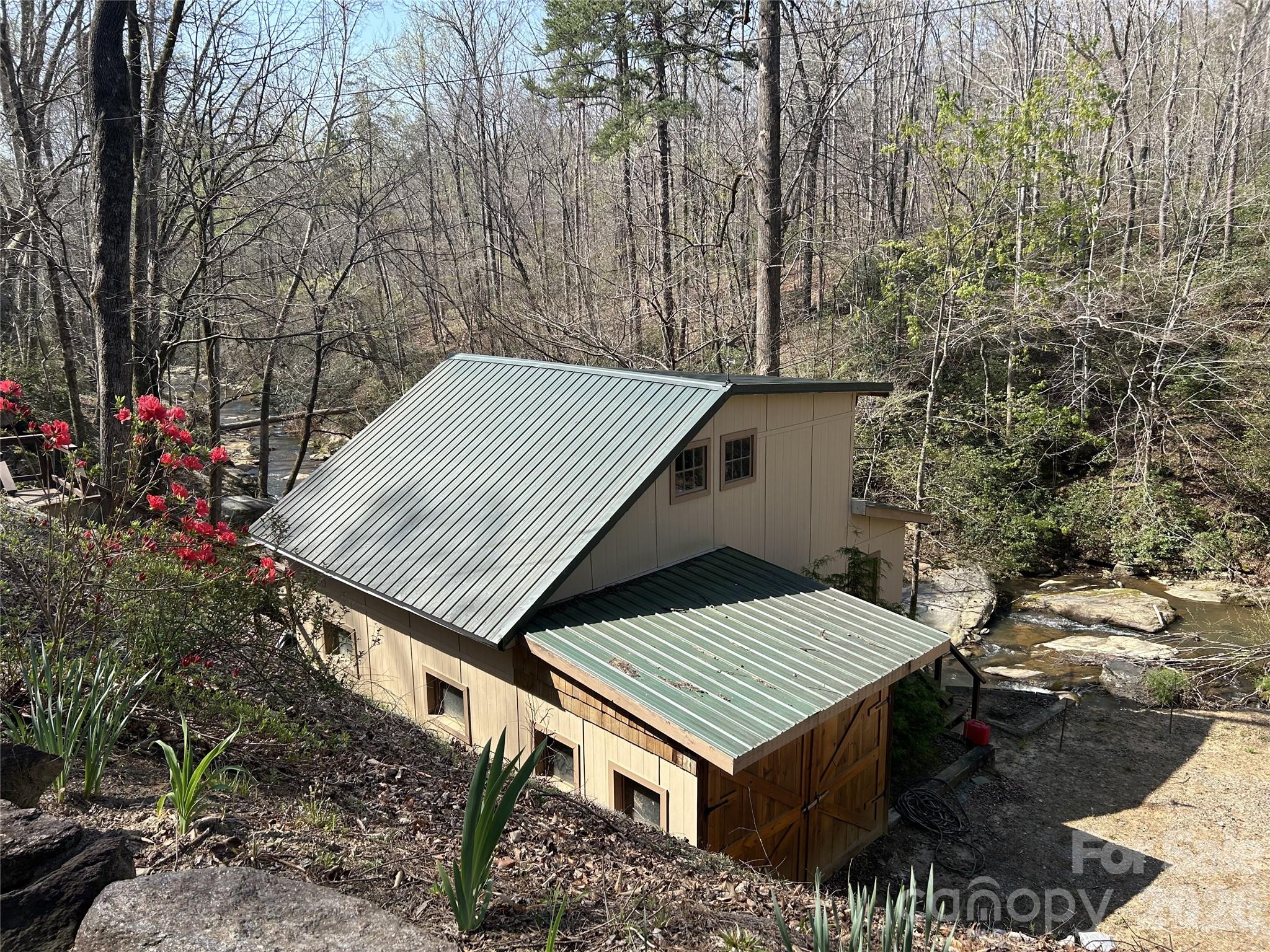 main property photo 44