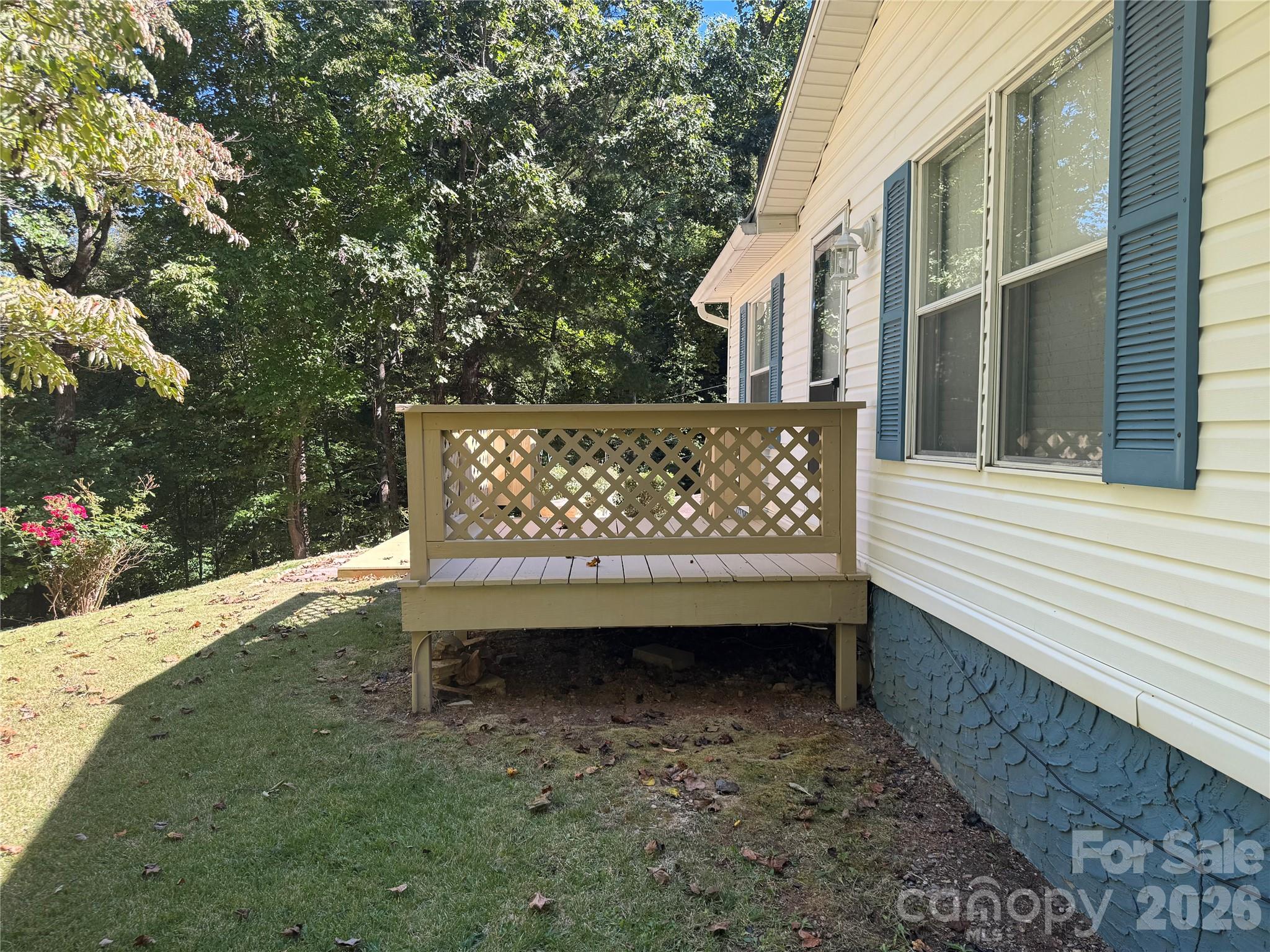 main property photo 40