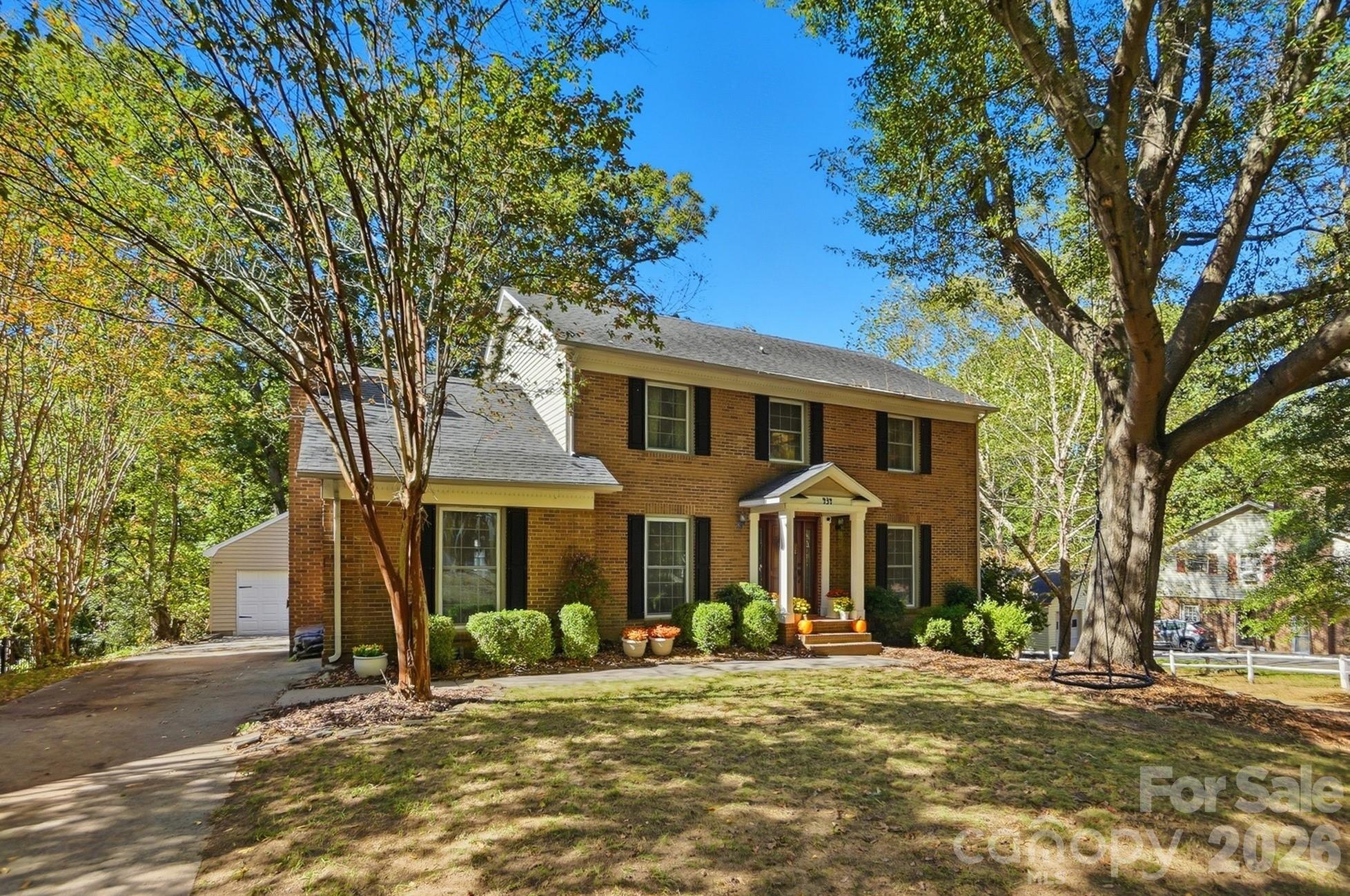 main property photo 8
