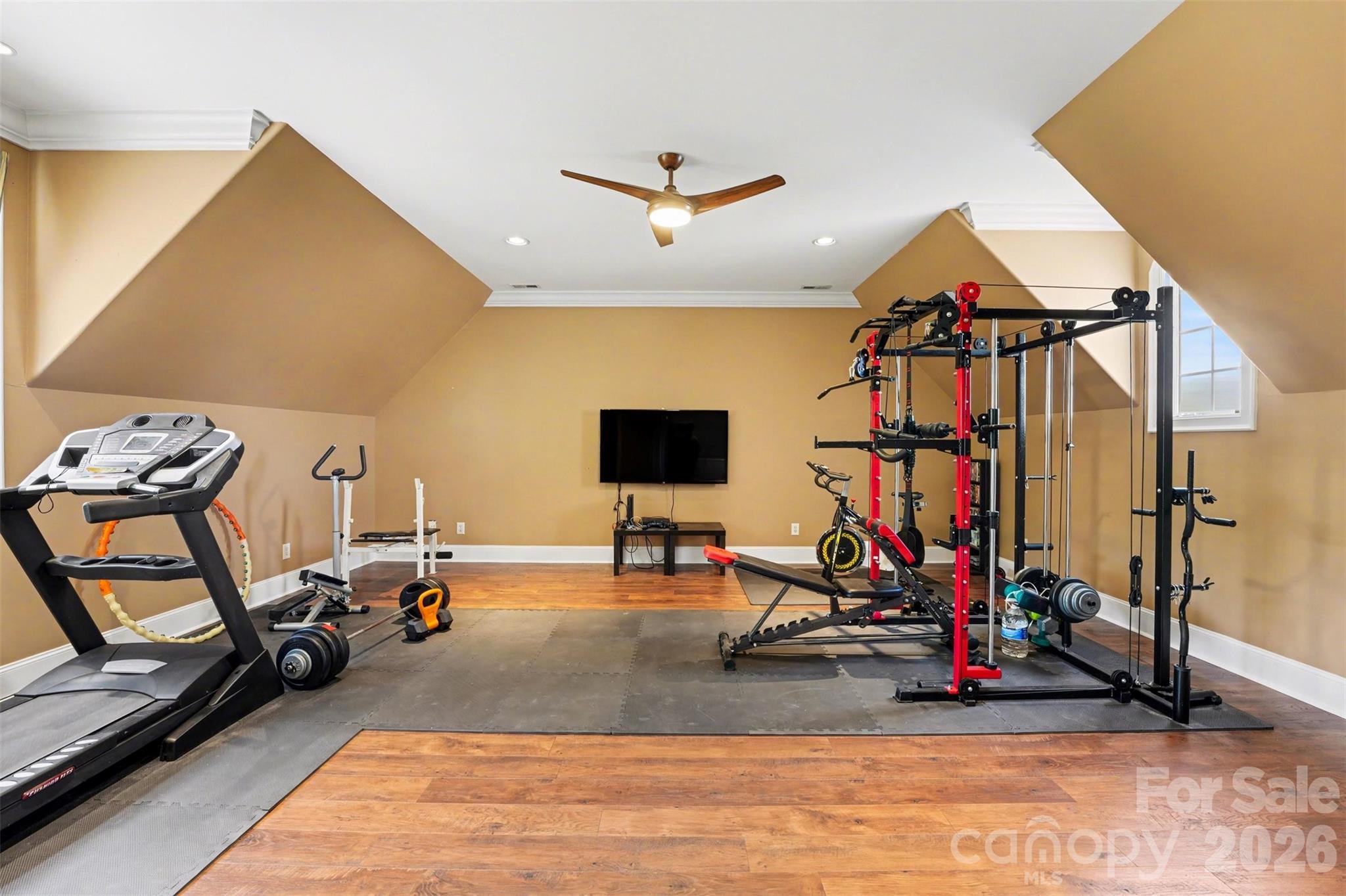 main property photo 26