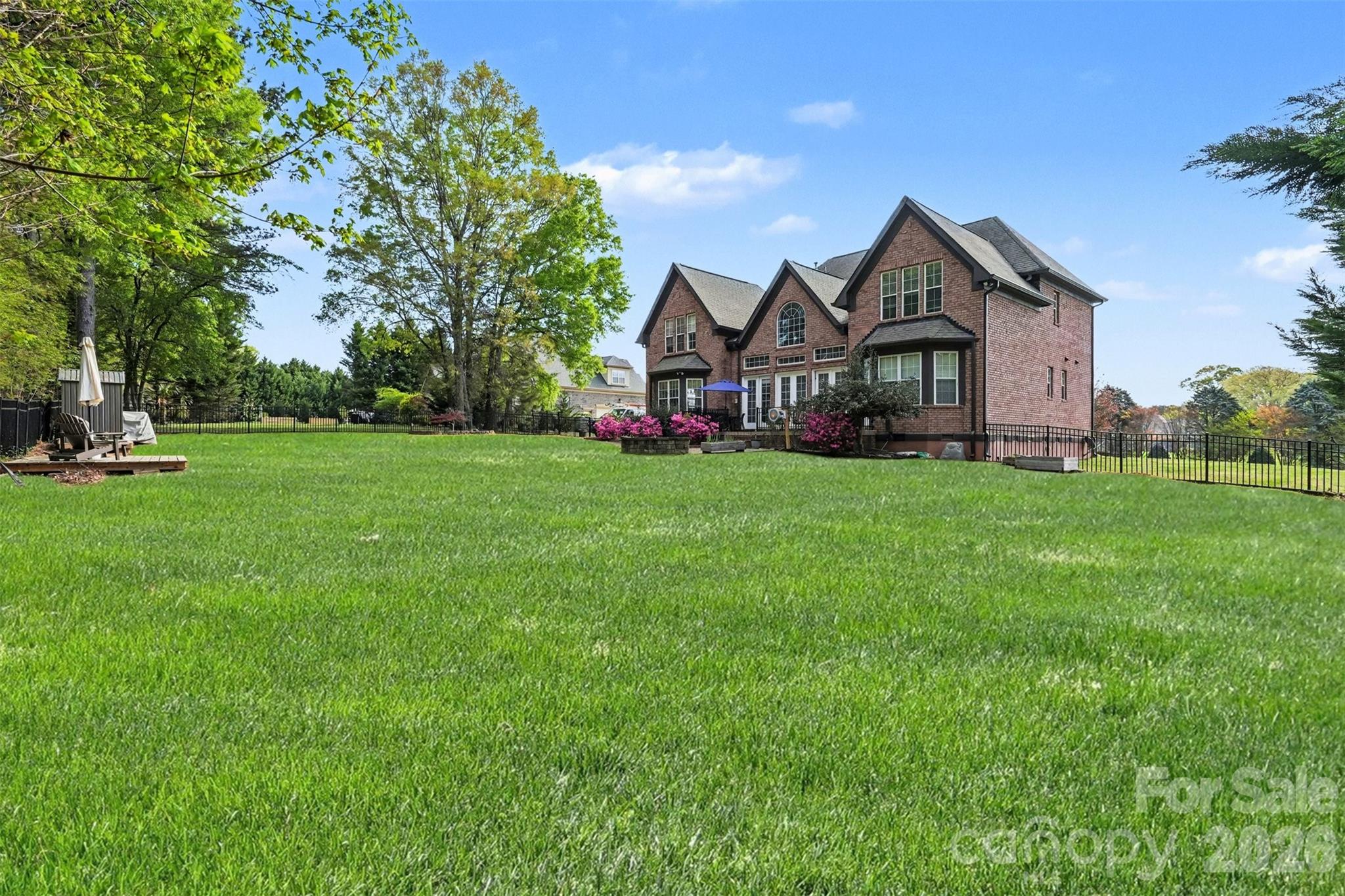 main property photo 31