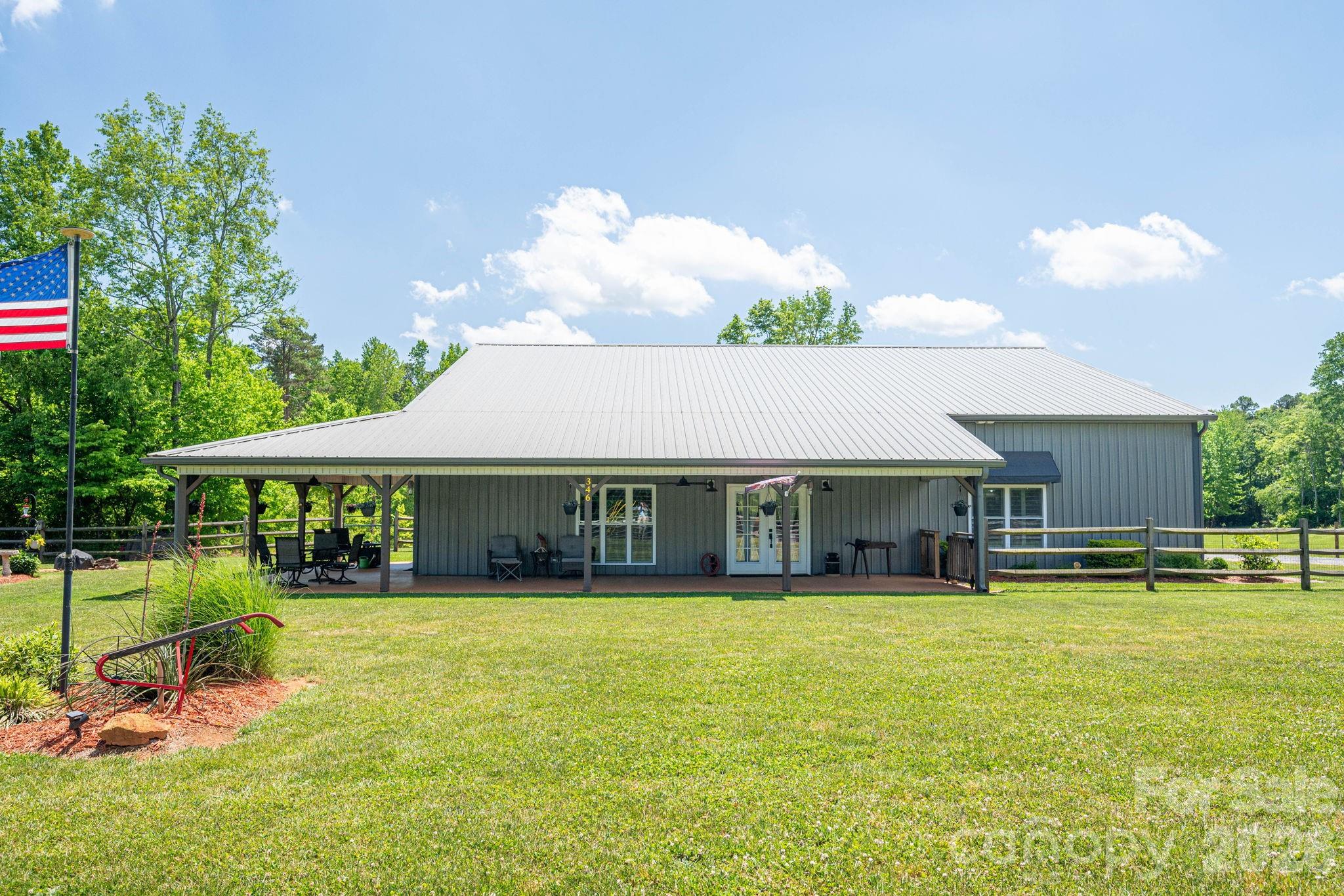 main property photo 41