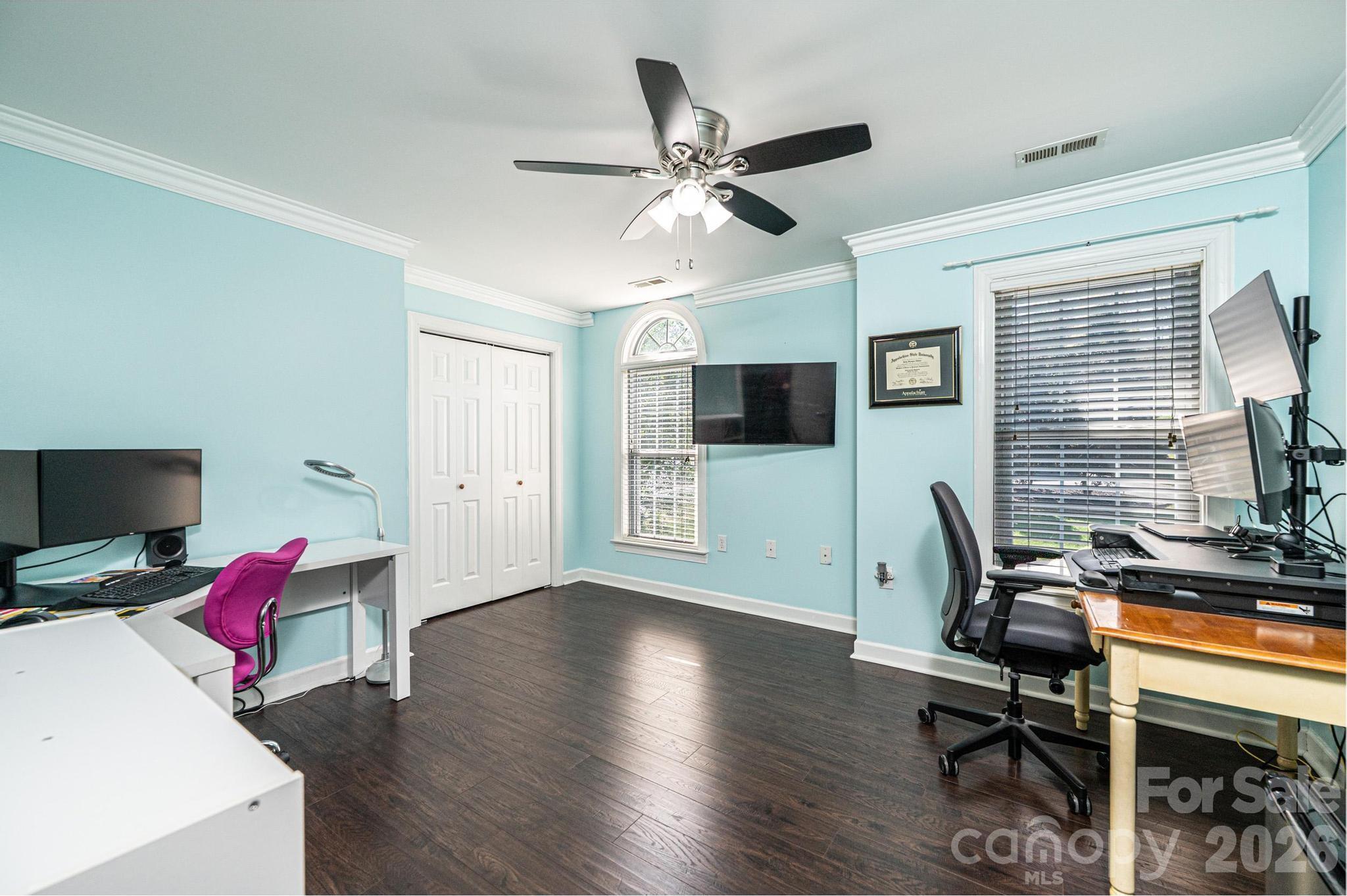 main property photo 37