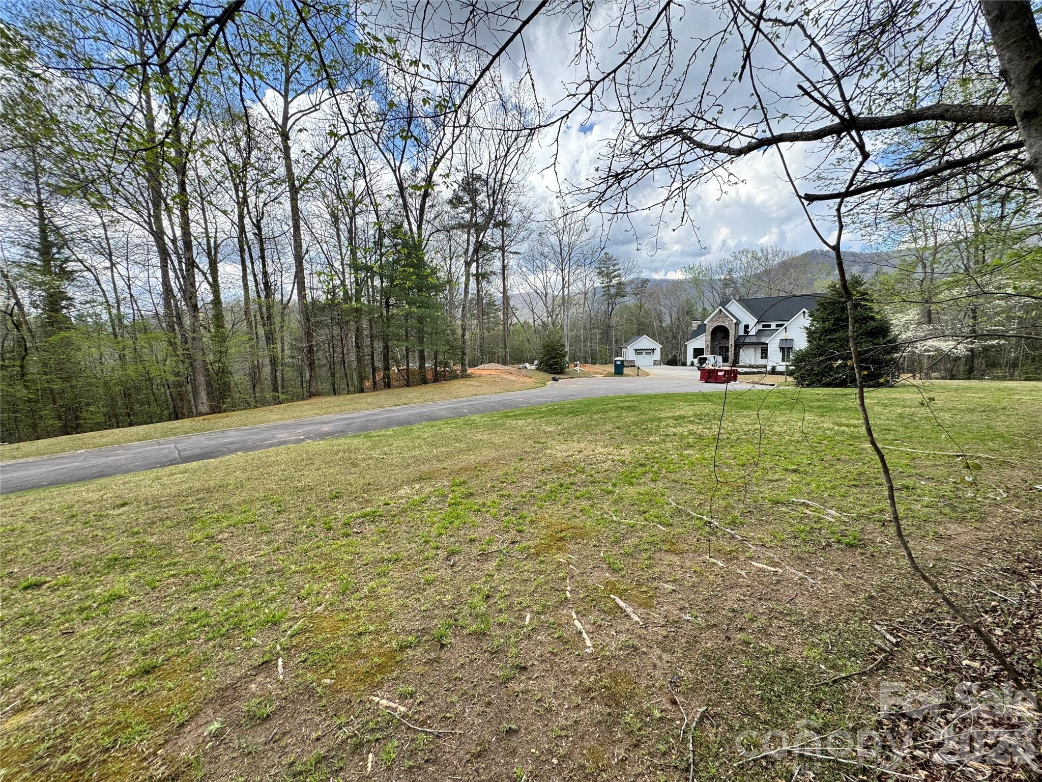 main property photo 16
