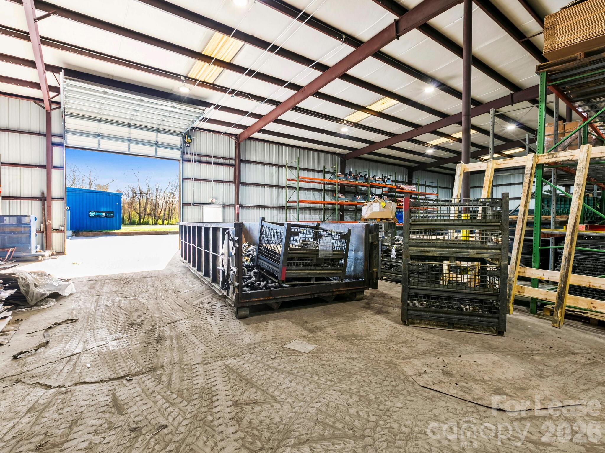 main property photo 5