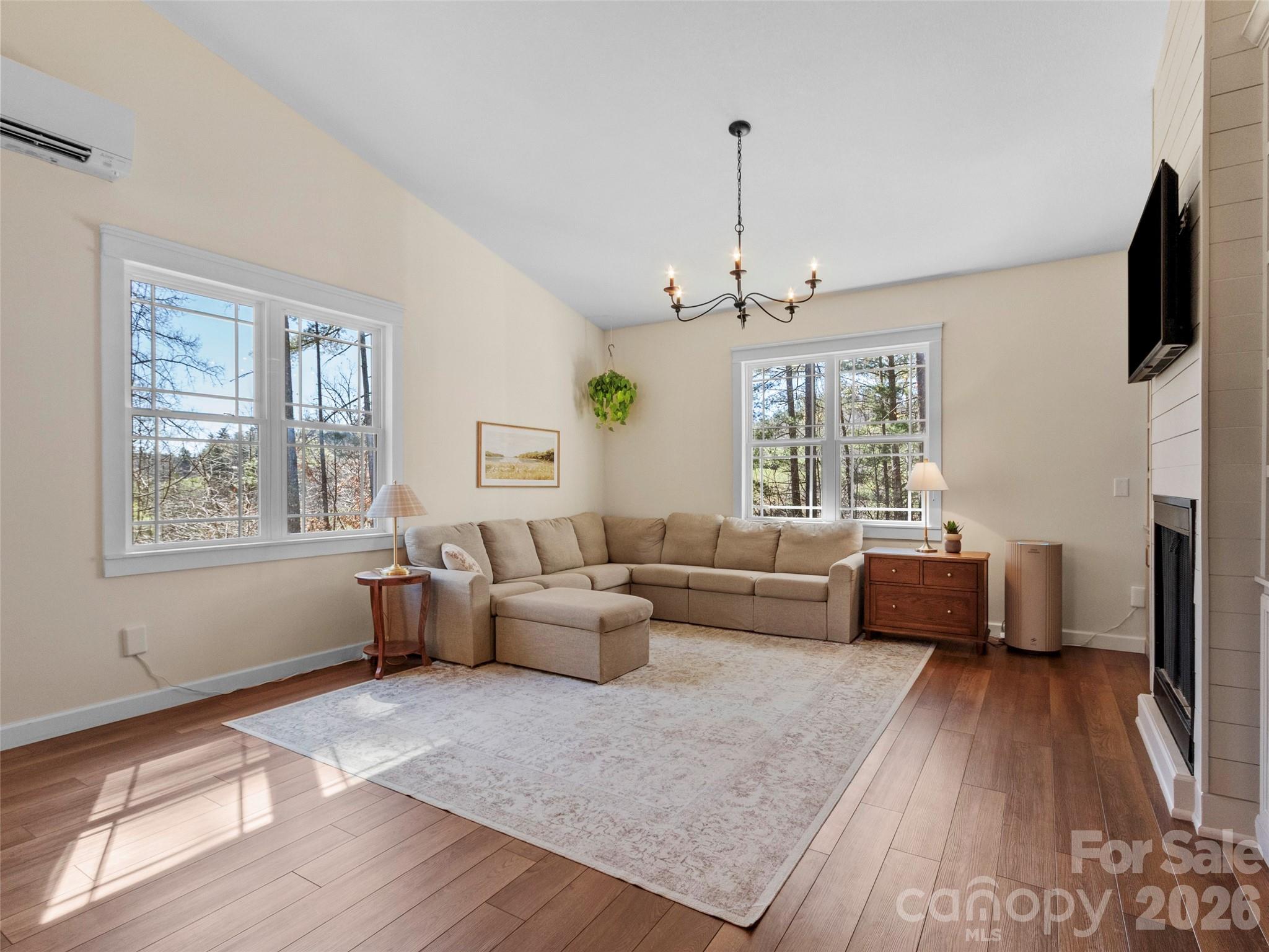property viewer photo 17