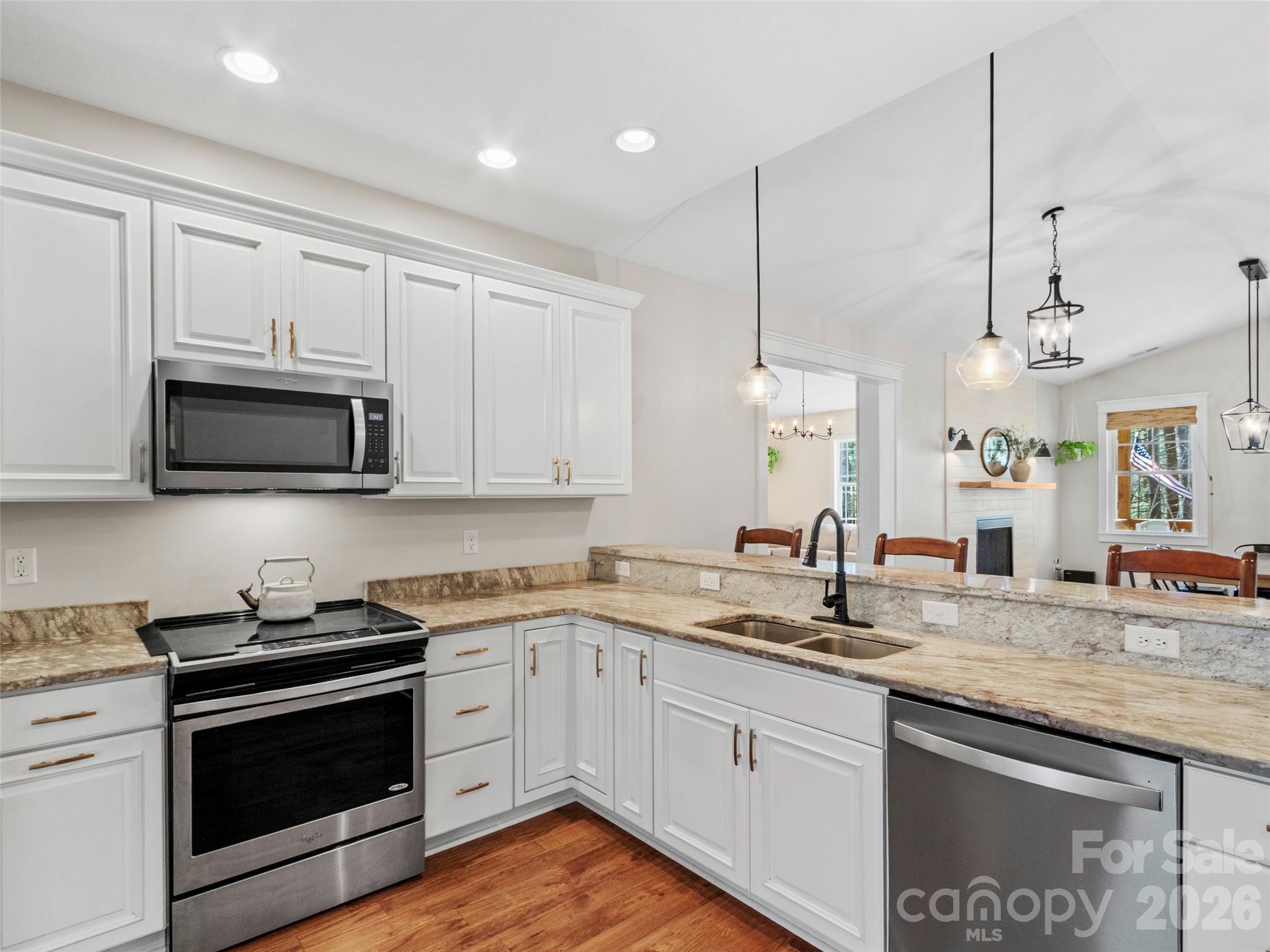 property viewer photo 21