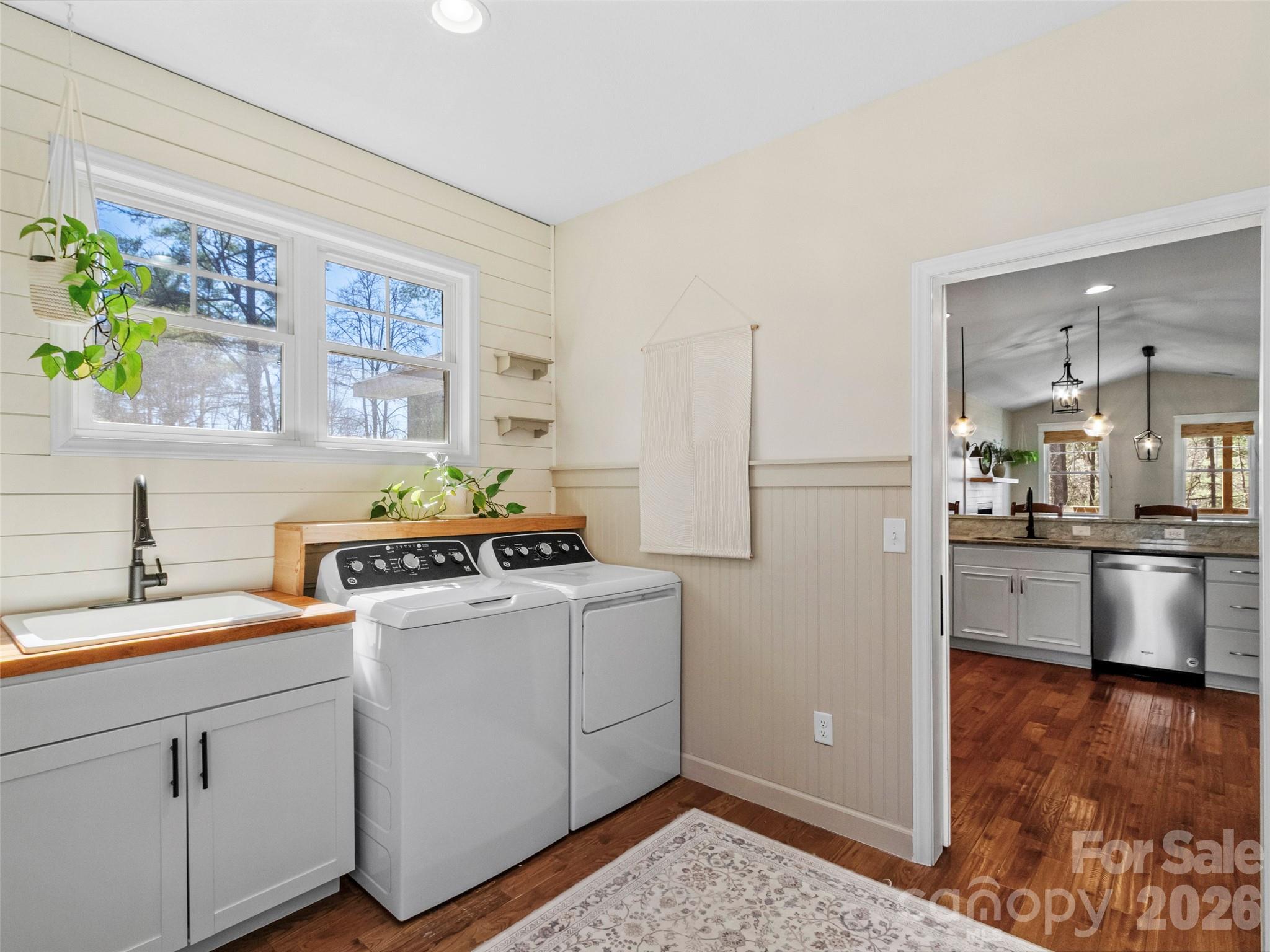 property viewer photo 27