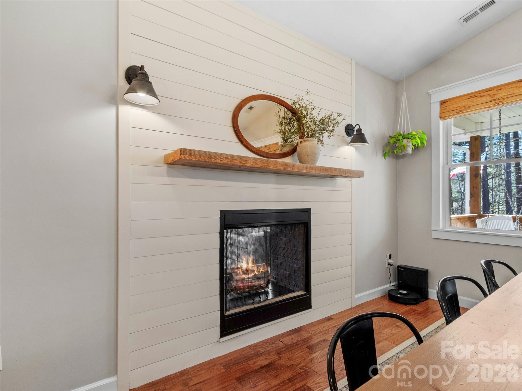 property viewer photo 33