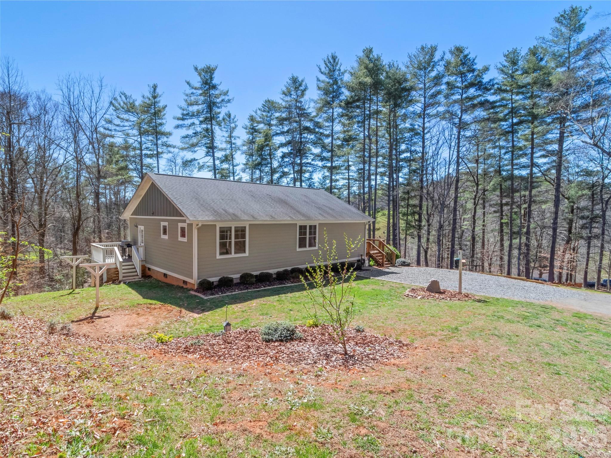 property viewer photo 4