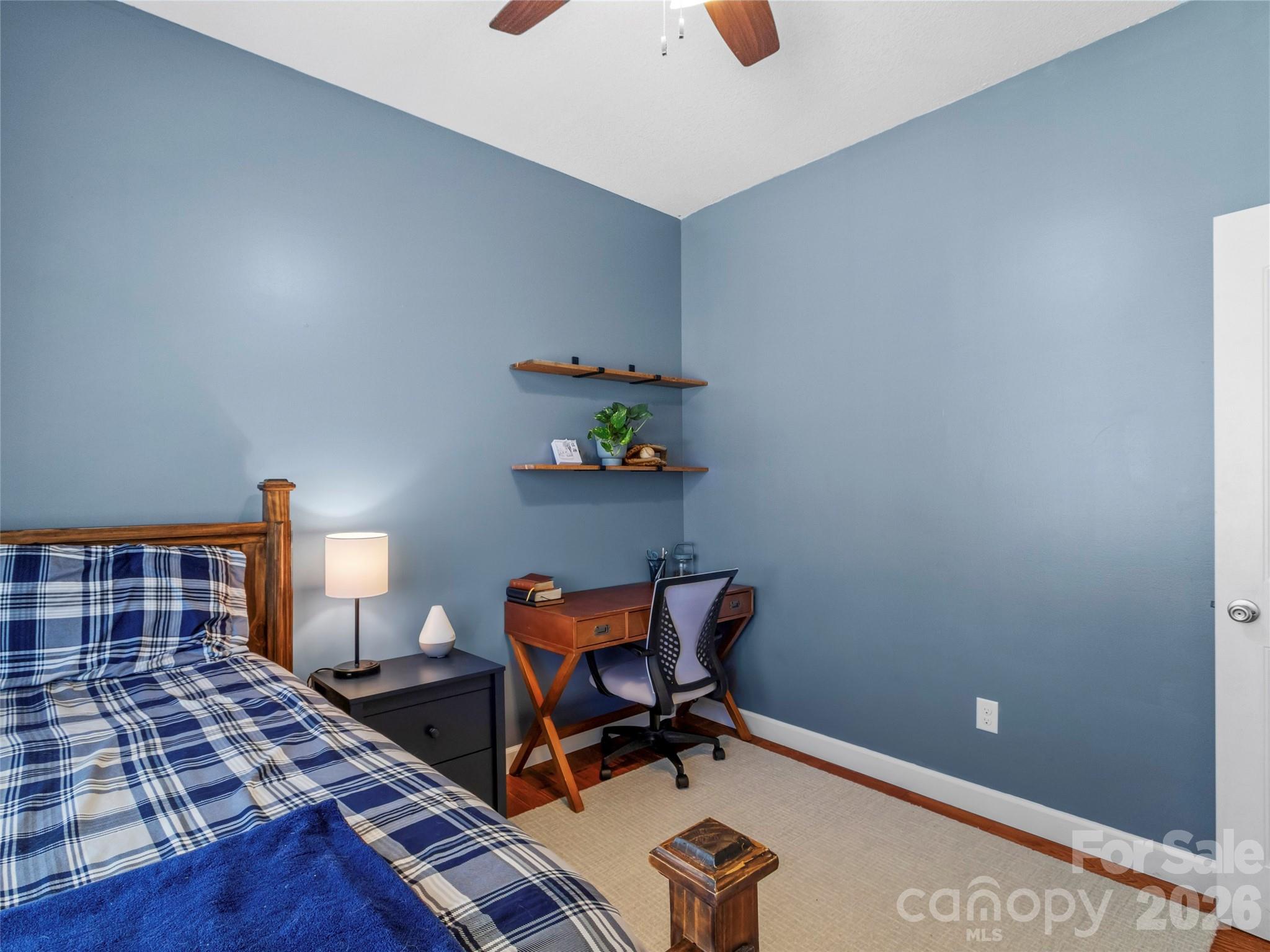 property viewer photo 42