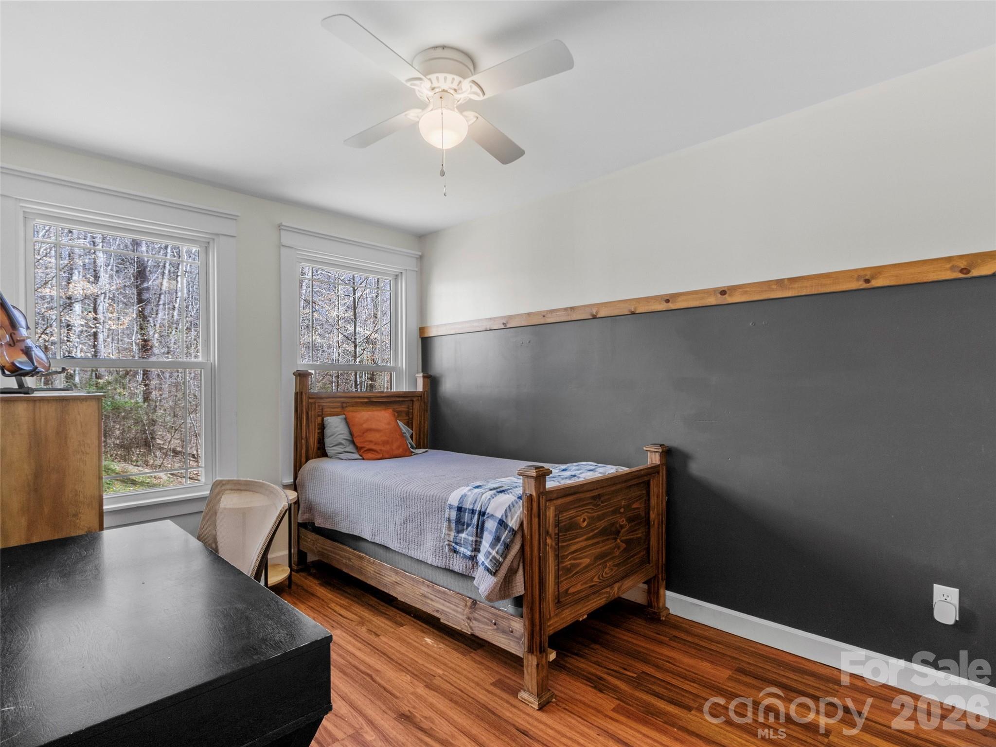 property viewer photo 46