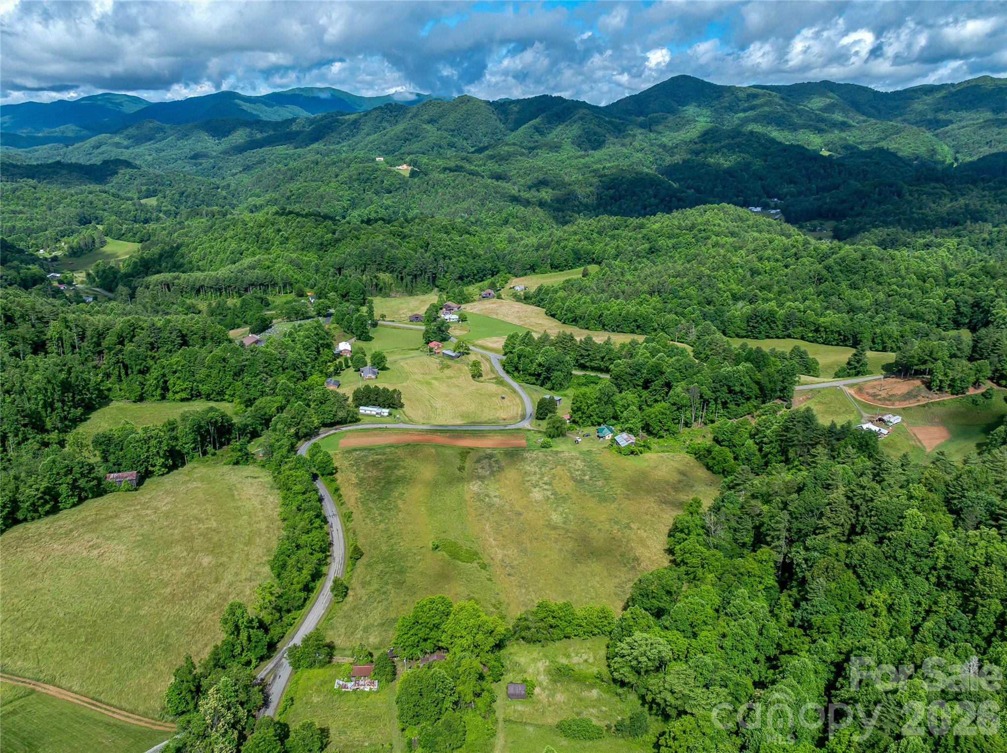 main property photo 5