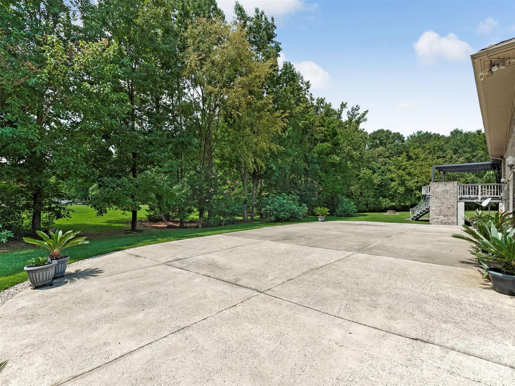 main property photo 42