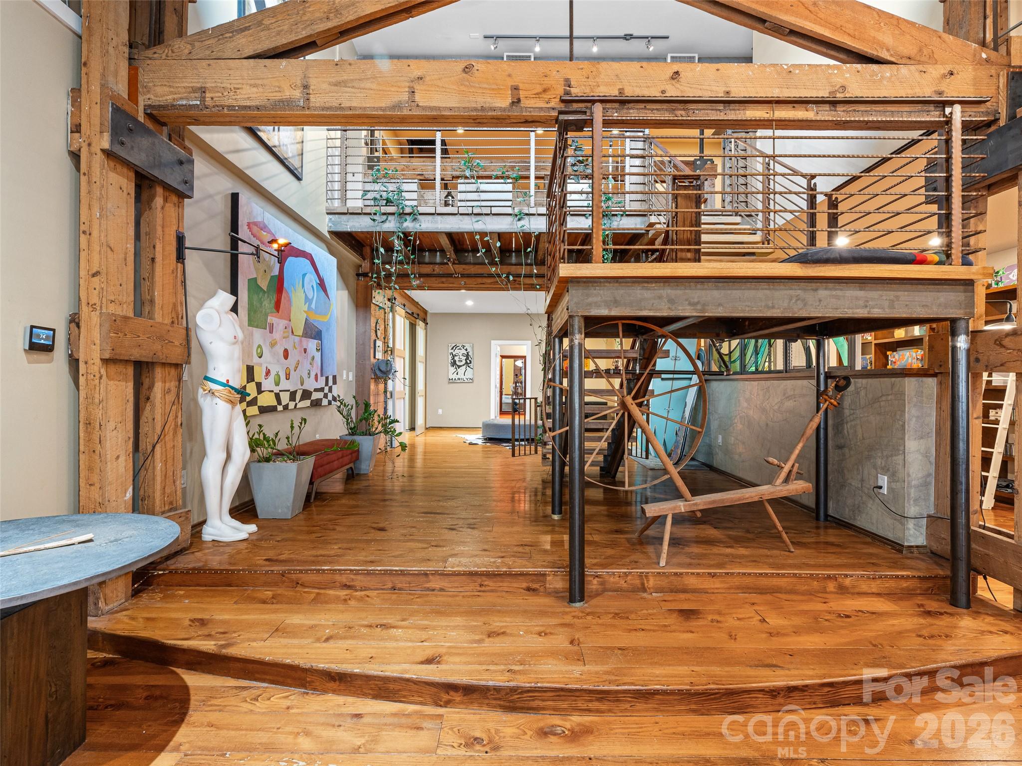 main property photo 25