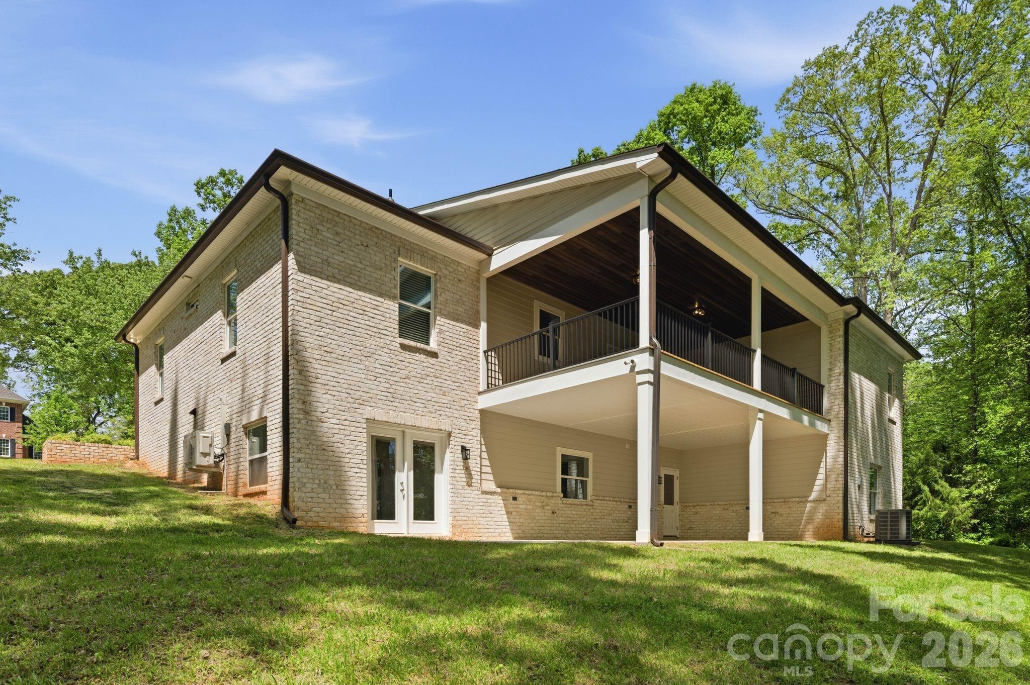 main property photo 43