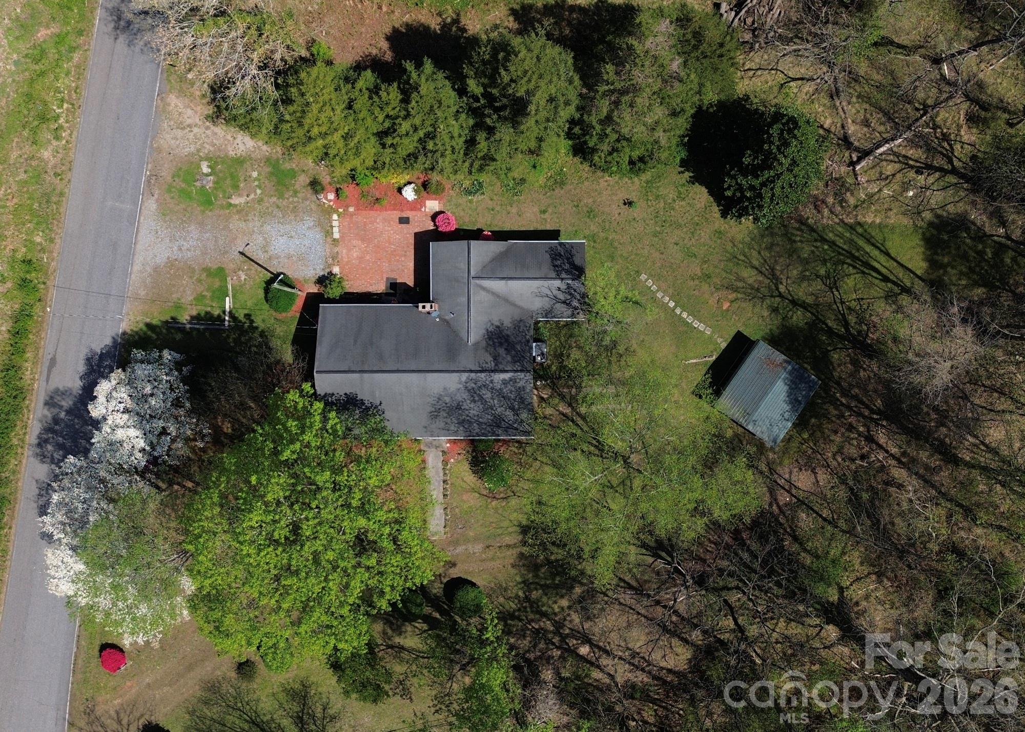 main property photo 34