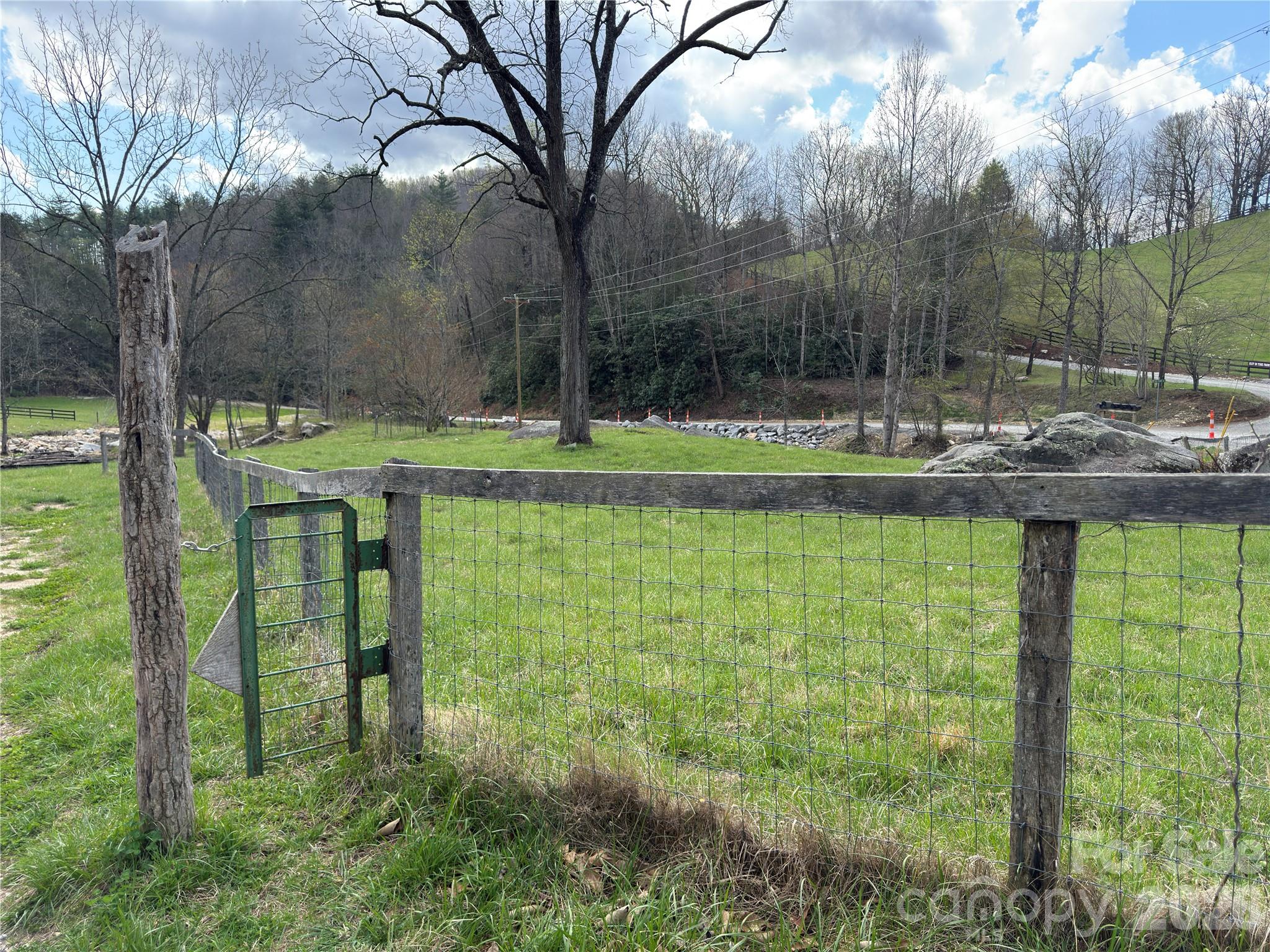 main property photo 47