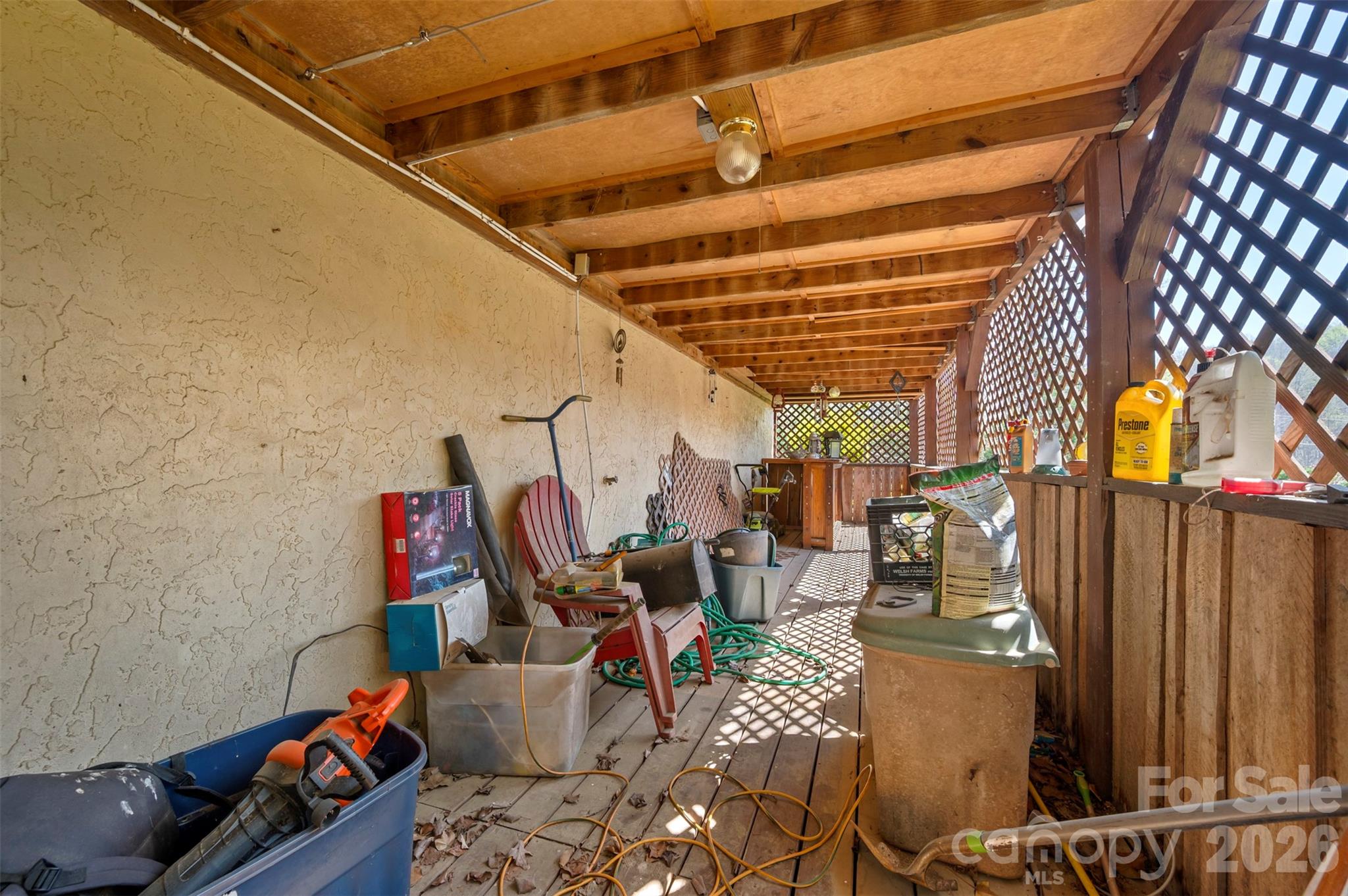 main property photo 26