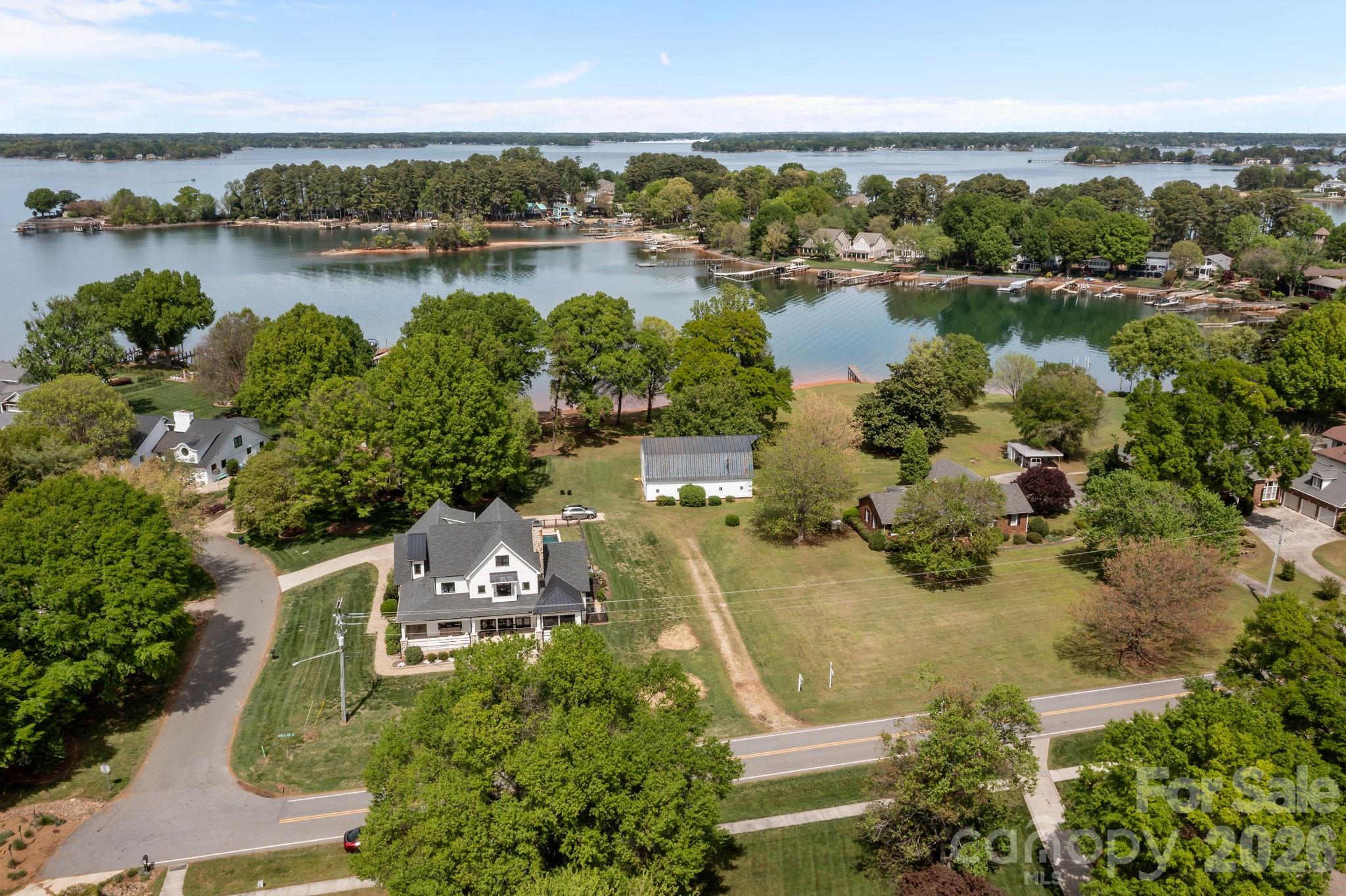 main property photo 15