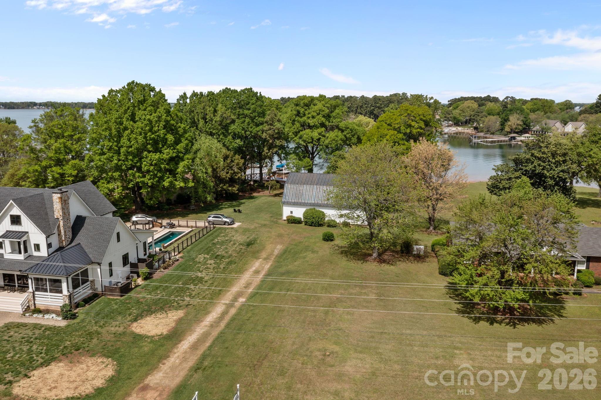 main property photo 20