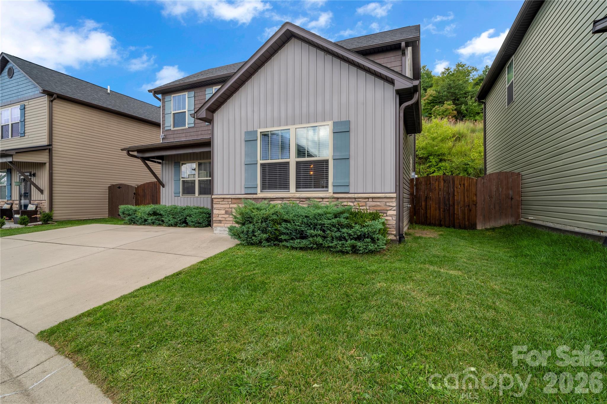 main property photo 20