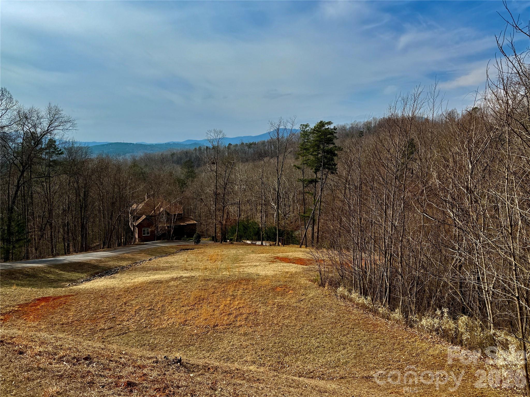 main property photo 16