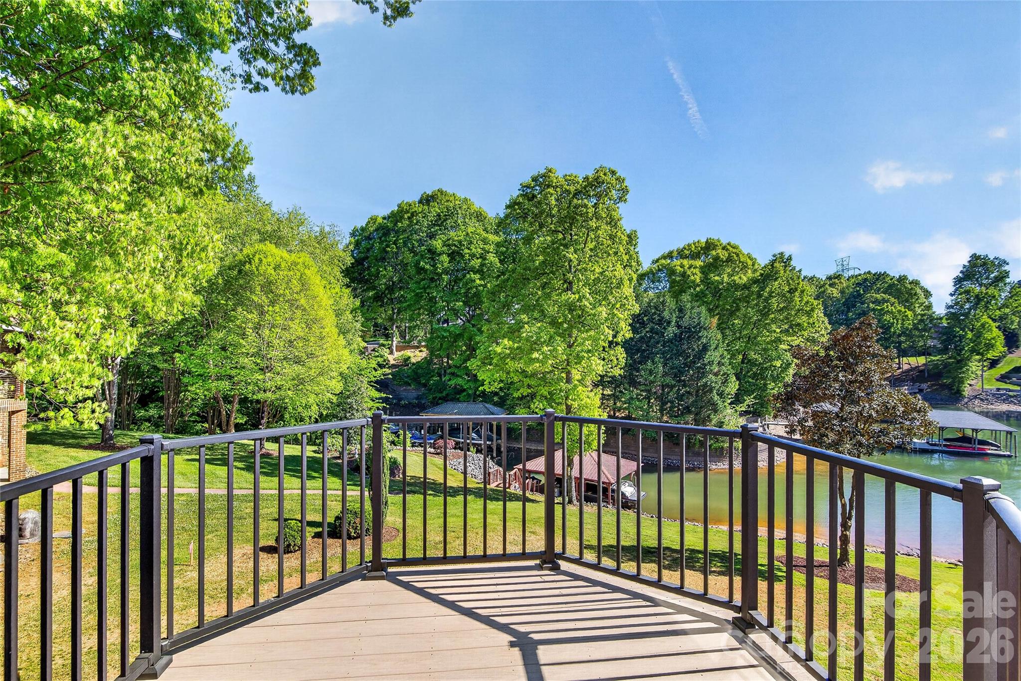 main property photo 30