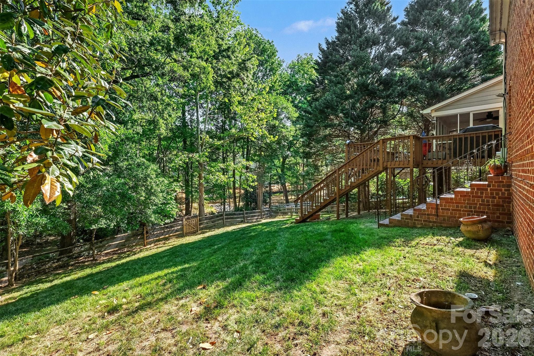 main property photo 39