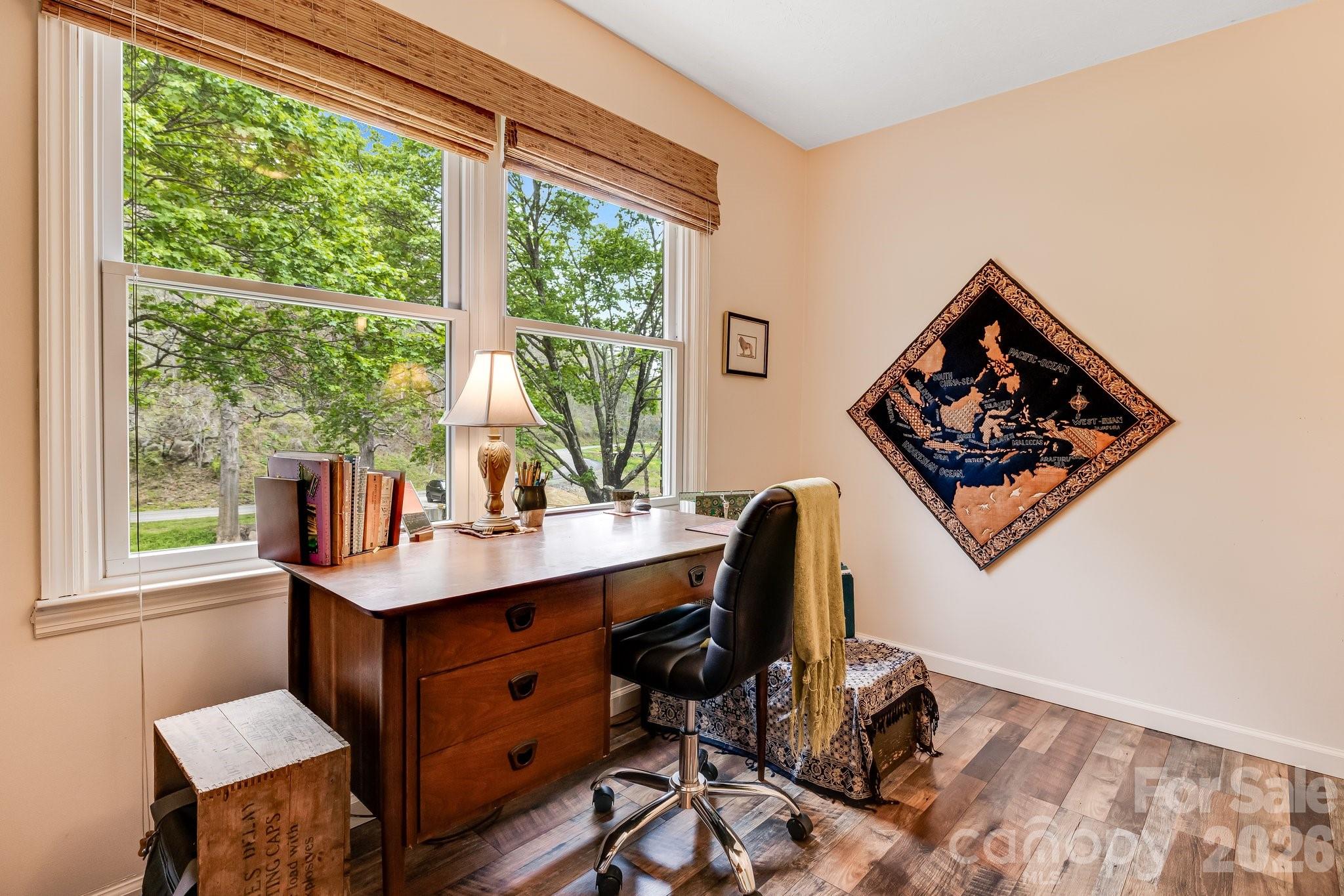 main property photo 19