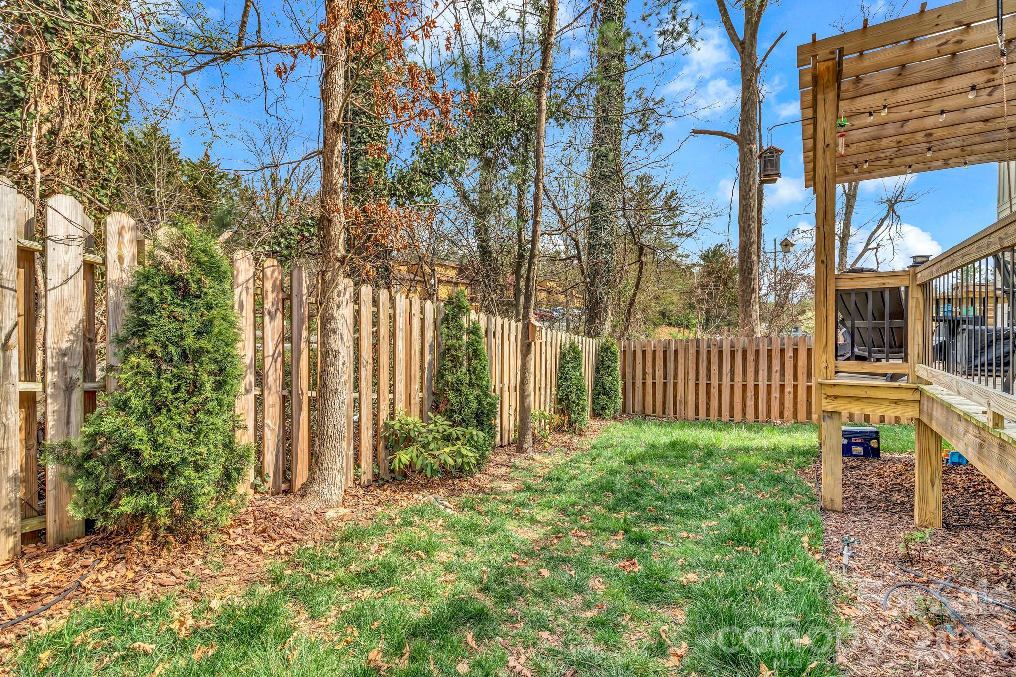 main property photo 41