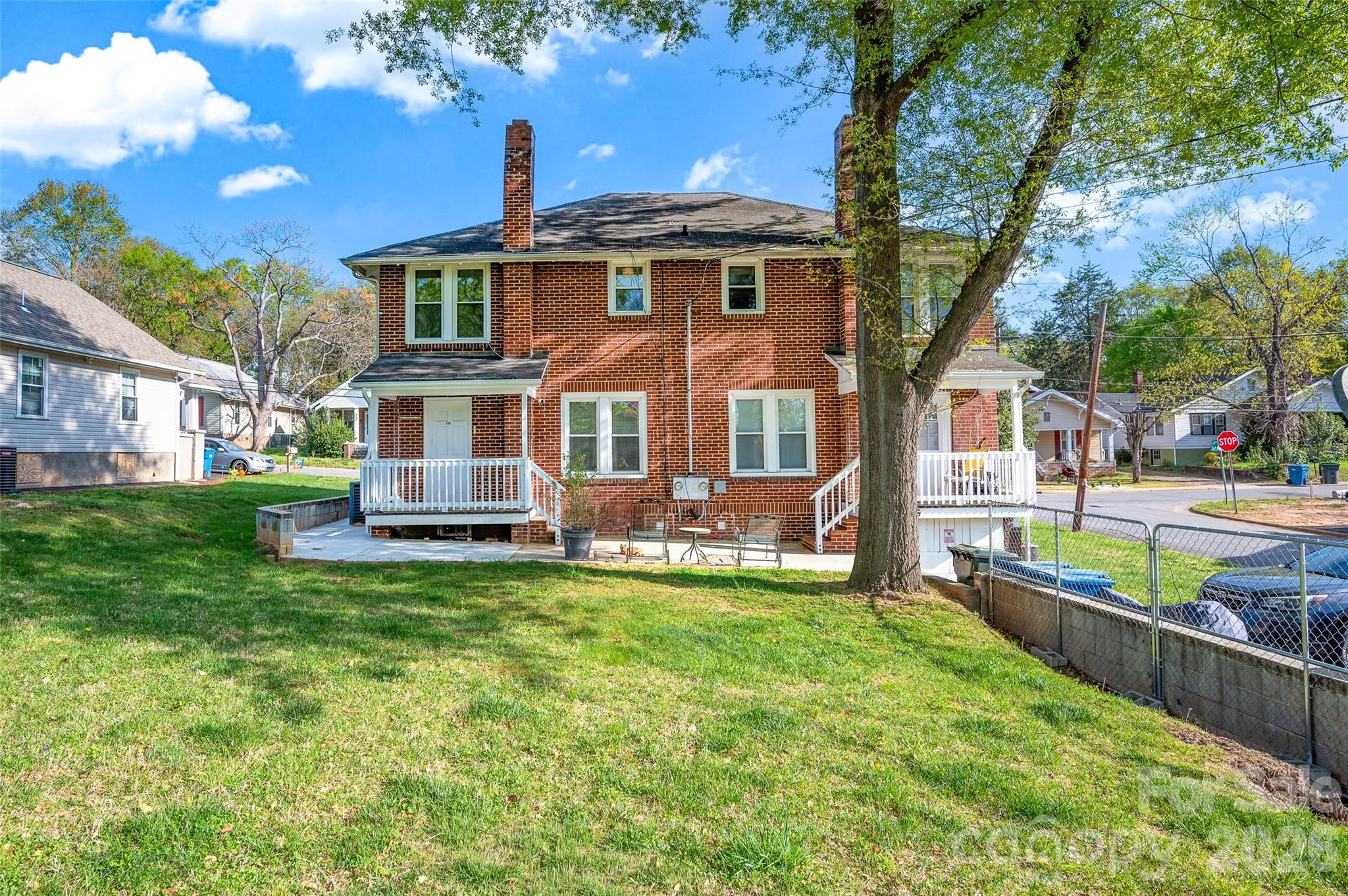 main property photo 31