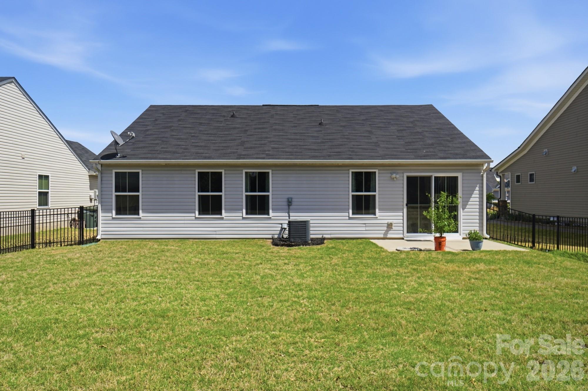 main property photo 41