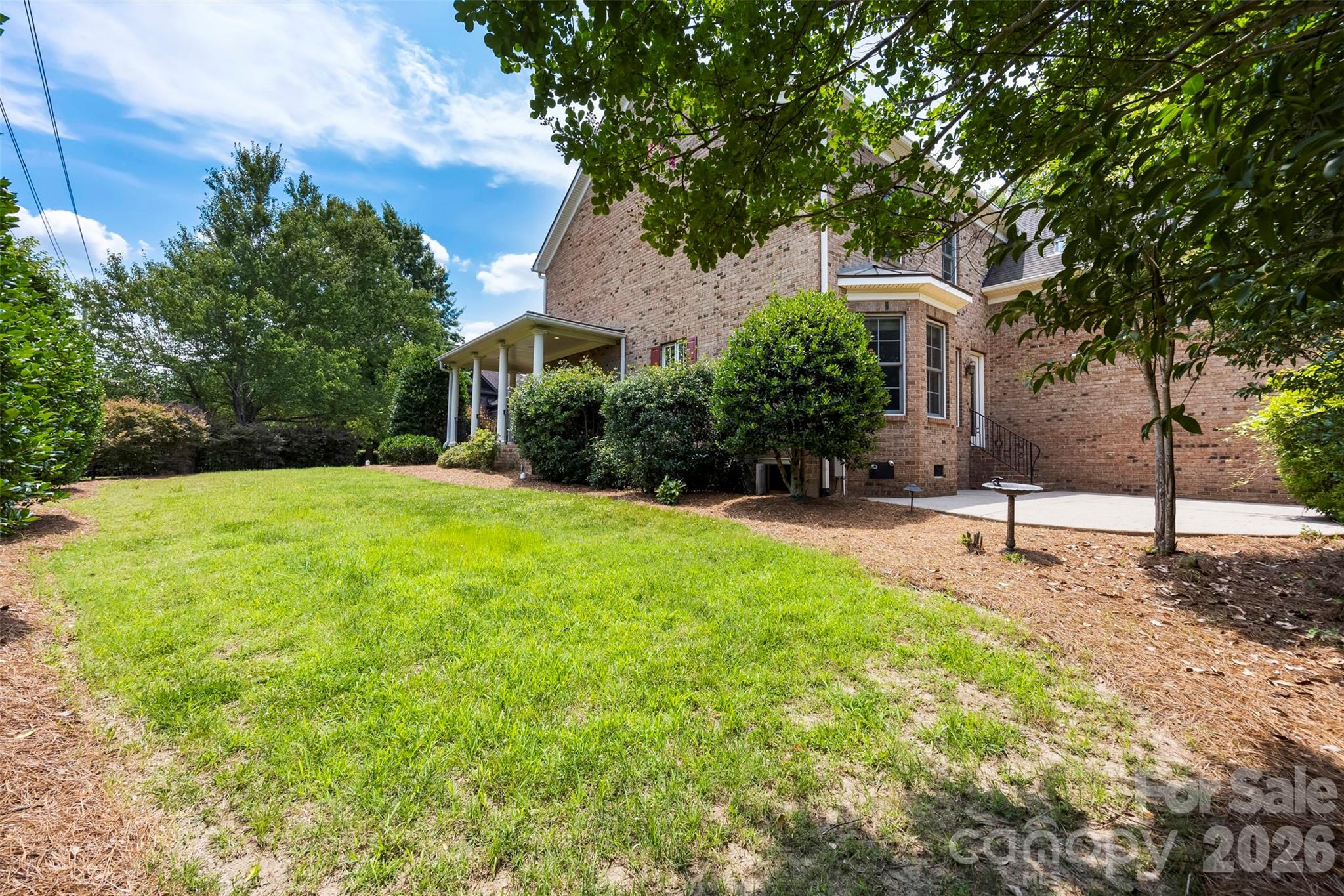 main property photo 40