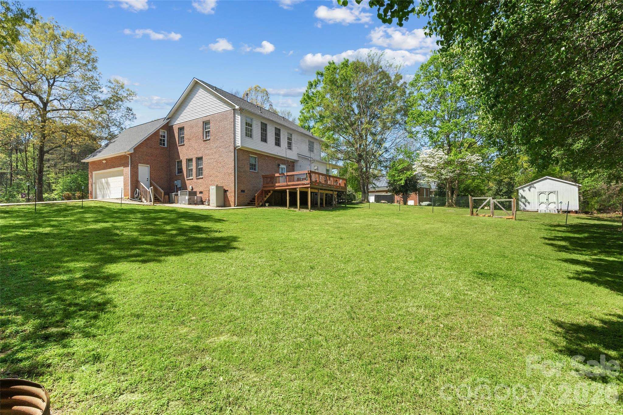 main property photo 36