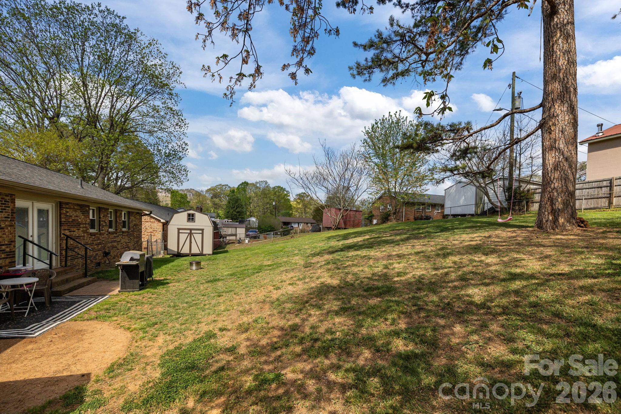 main property photo 31
