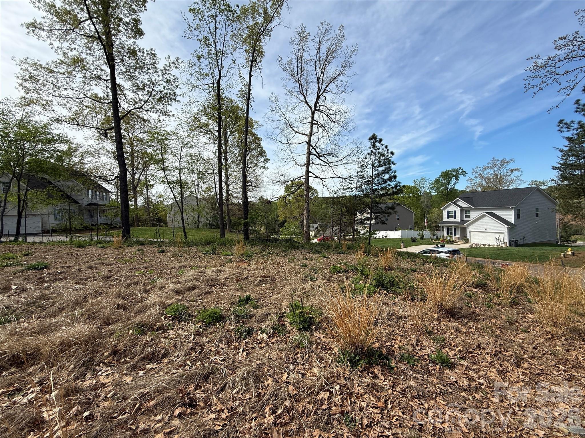 main property photo 6
